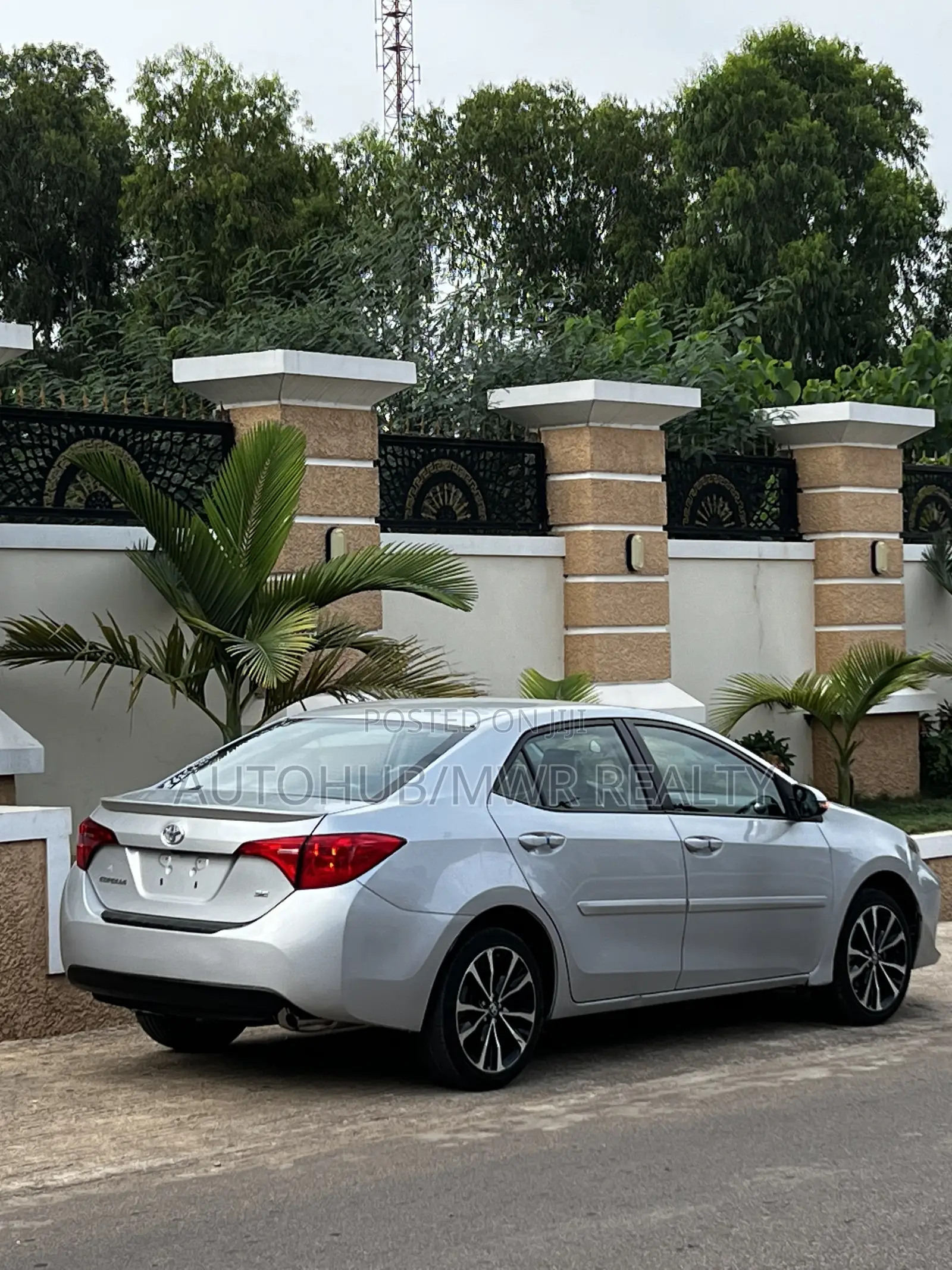 Toyota Corolla 2018 Silver