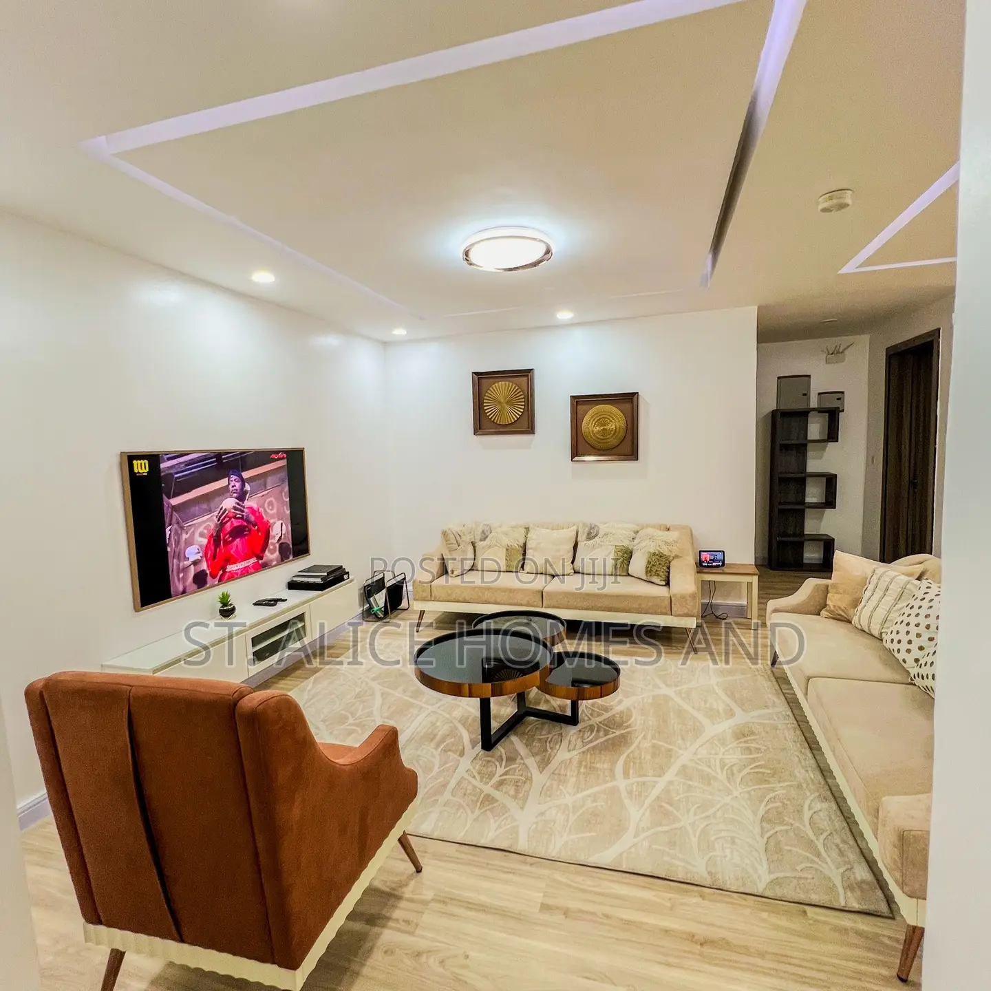 Phvarat 2 Bedroom Luxury Apartment With Balcony, Gym & Washing Machine