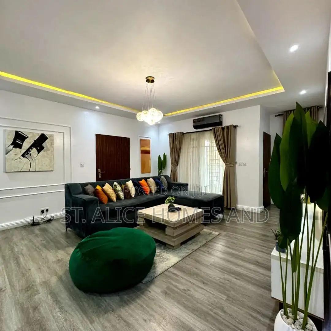 Phvarat 2 Bedroom Apartment With Rooftop and Gym
