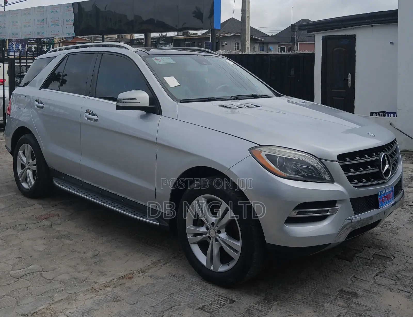 Mercedes-Benz M Class ML350 4MATIC 4dr SUV AWD (3.5L 6cyl 7A) 2014