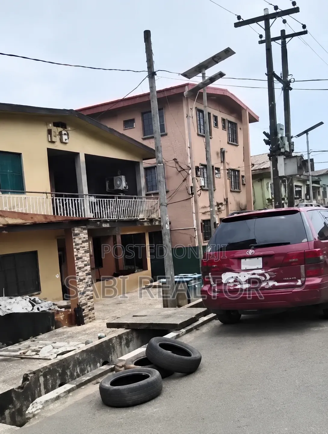 578sqm Land at Oba Akran Just a Few Minutes Walk to Ikeja Under Bridge