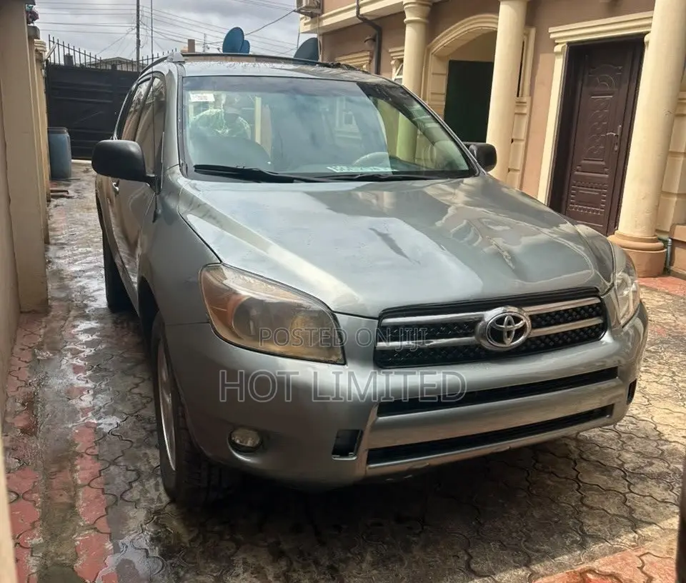 Toyota RAV4 2008 Green