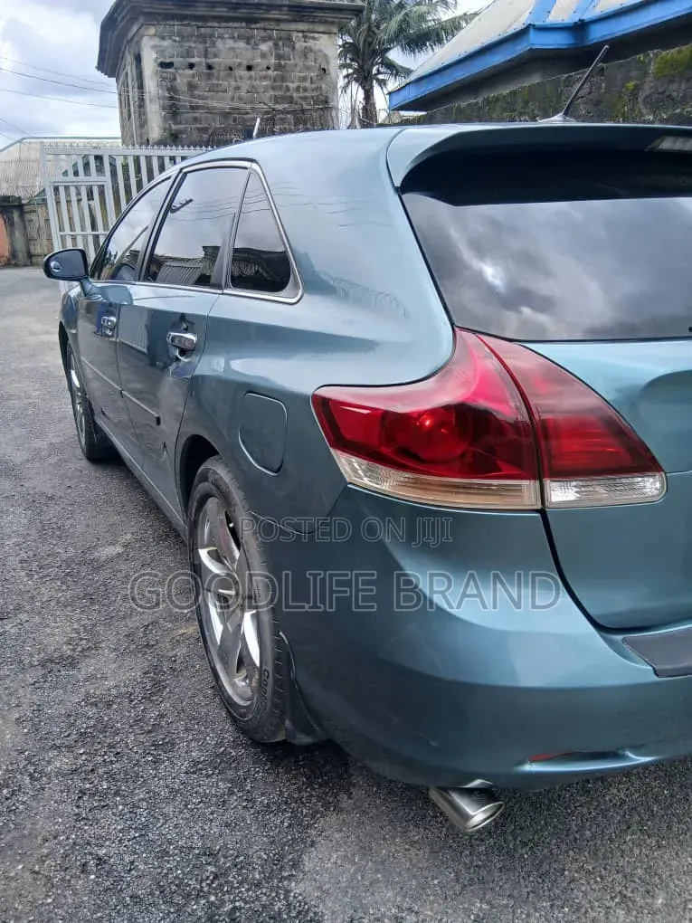 Toyota Venza Limited 2011 Green