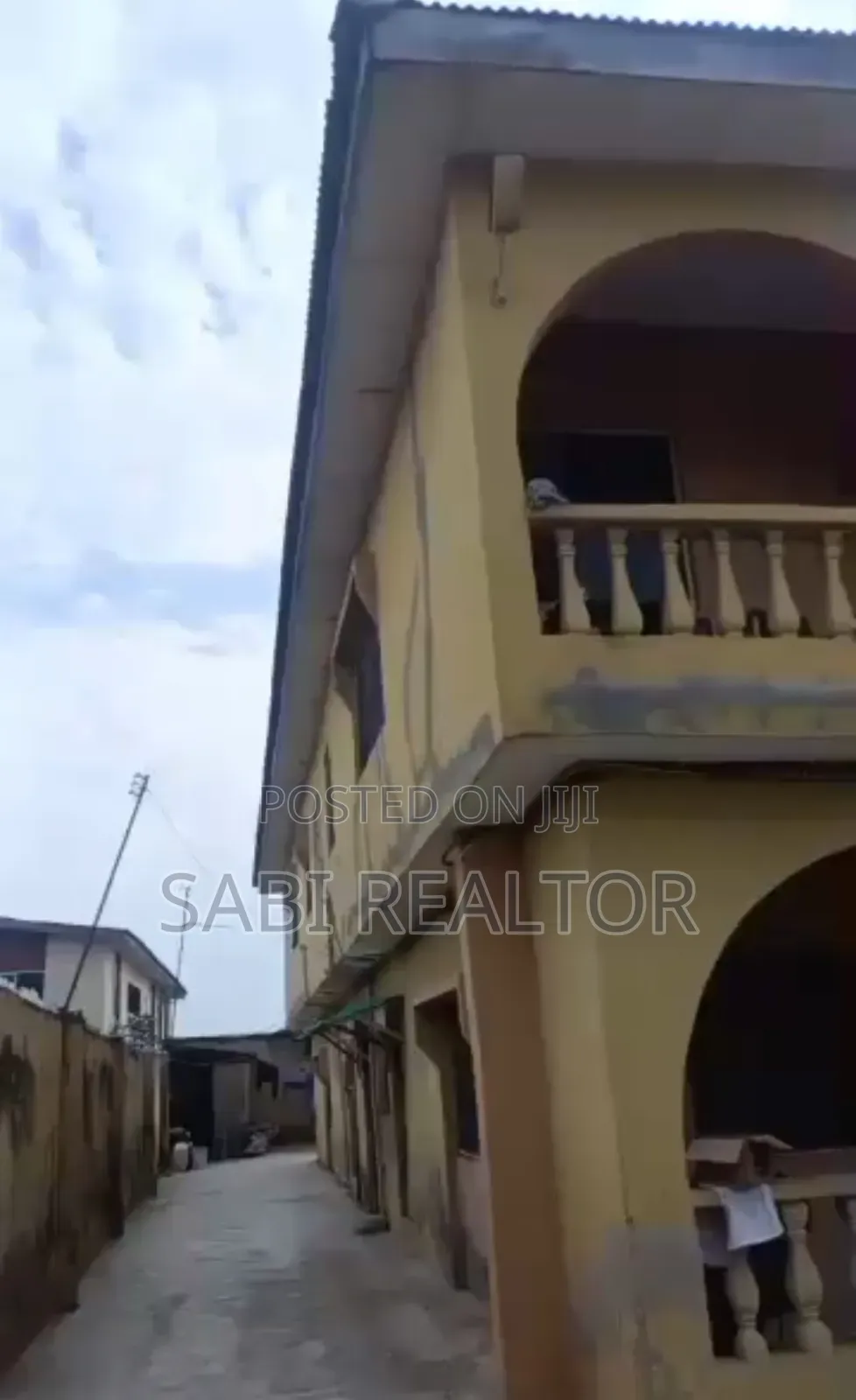 Furnished 3bdrm Block of Flats in Fagba for sale