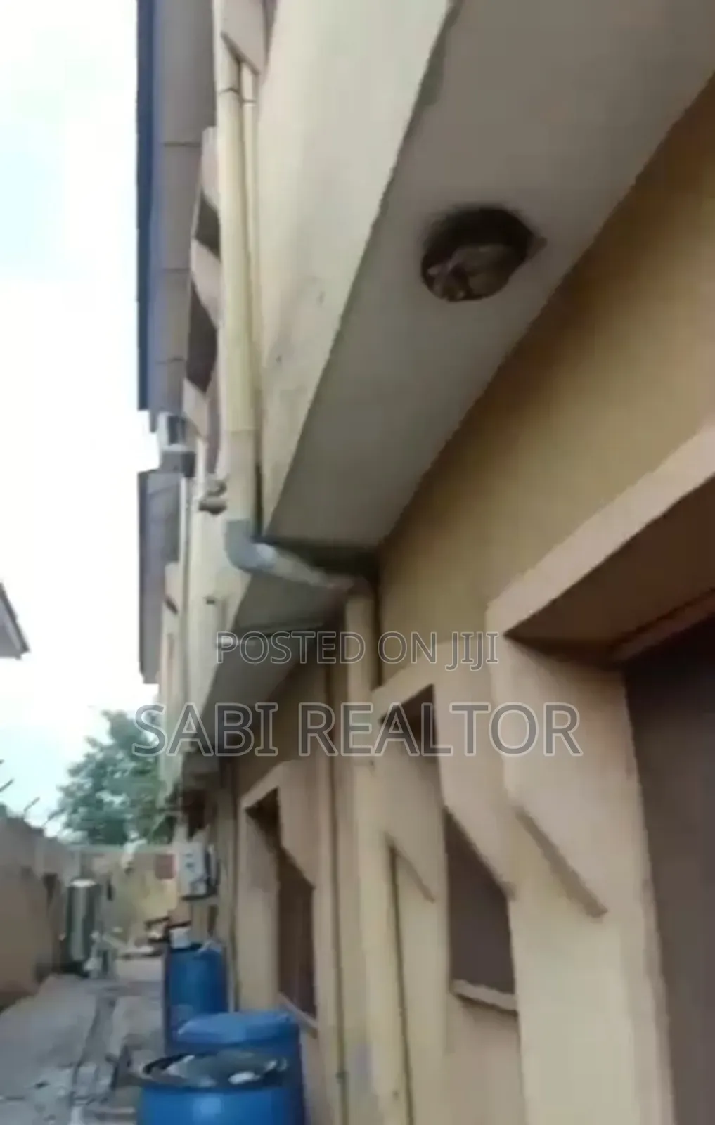 Furnished 3bdrm Block of Flats in Fagba for sale