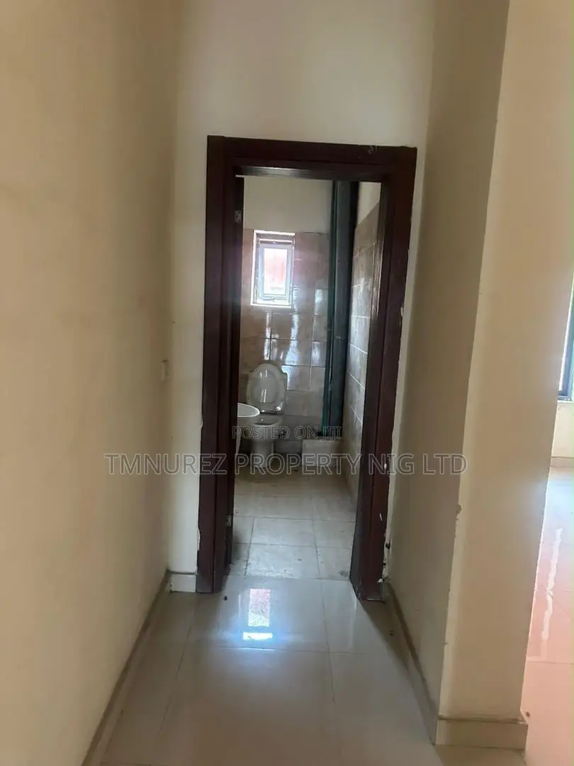 2bdrm Block of Flats in VGC / Ajah for rent