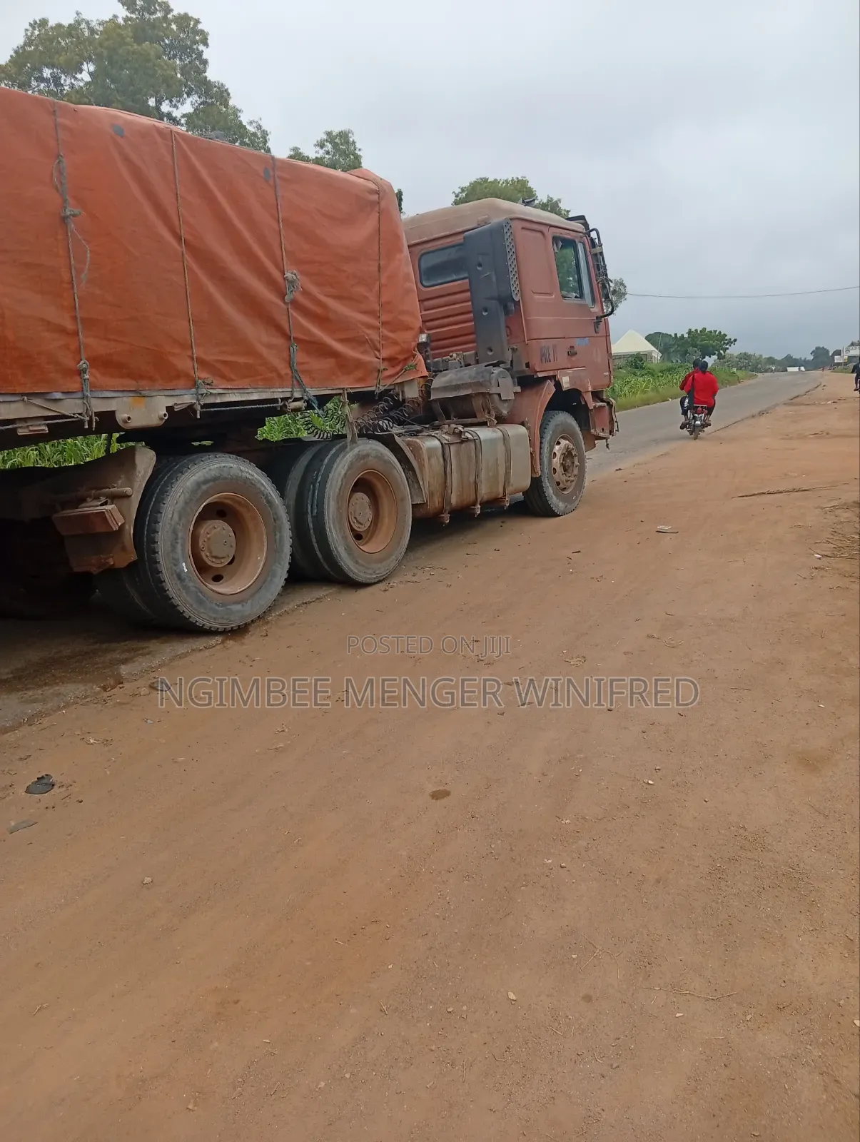 A Distributor of Both Dangote and Bua Cement