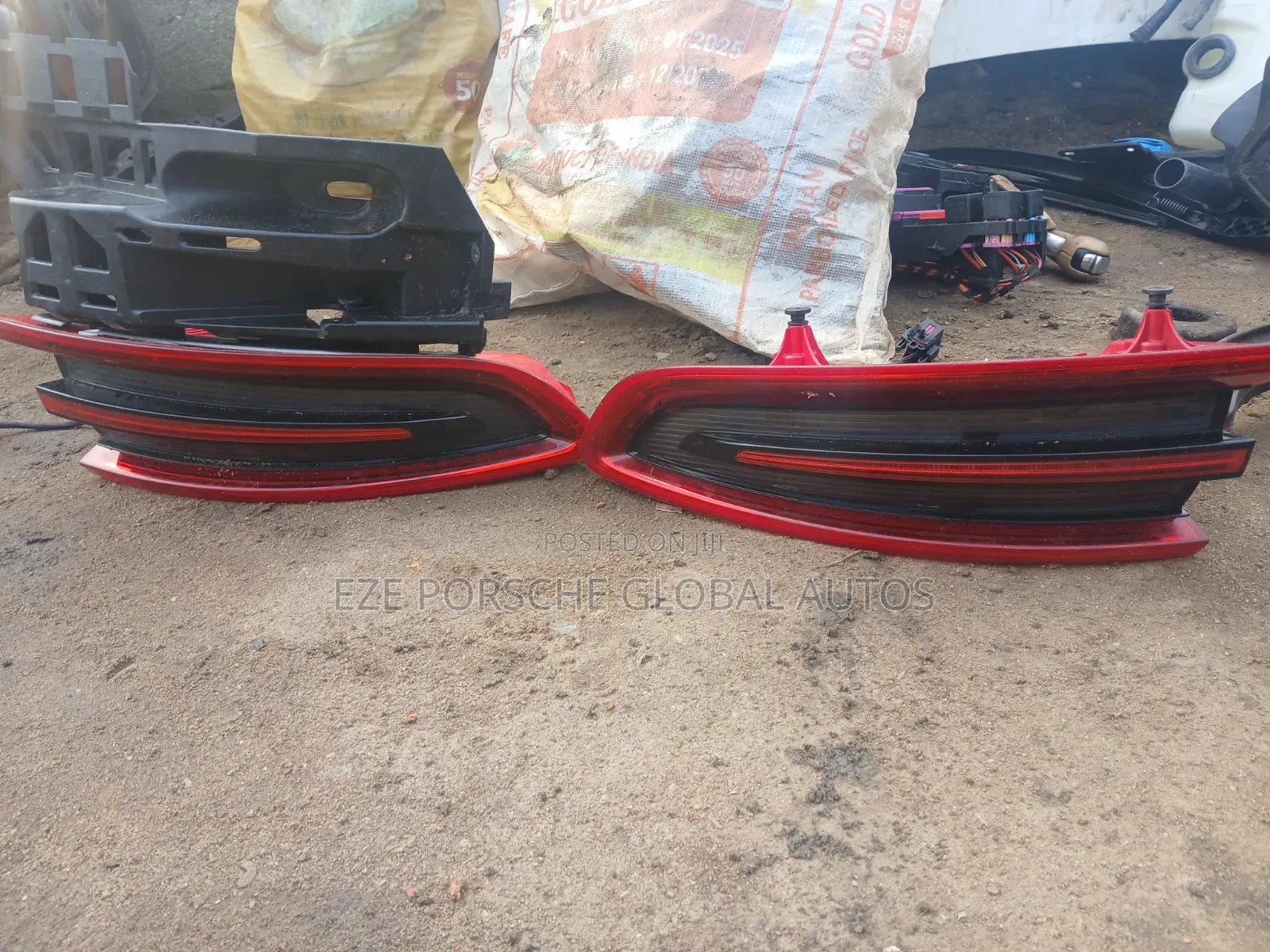 Set of Rear Light Porsche Macan