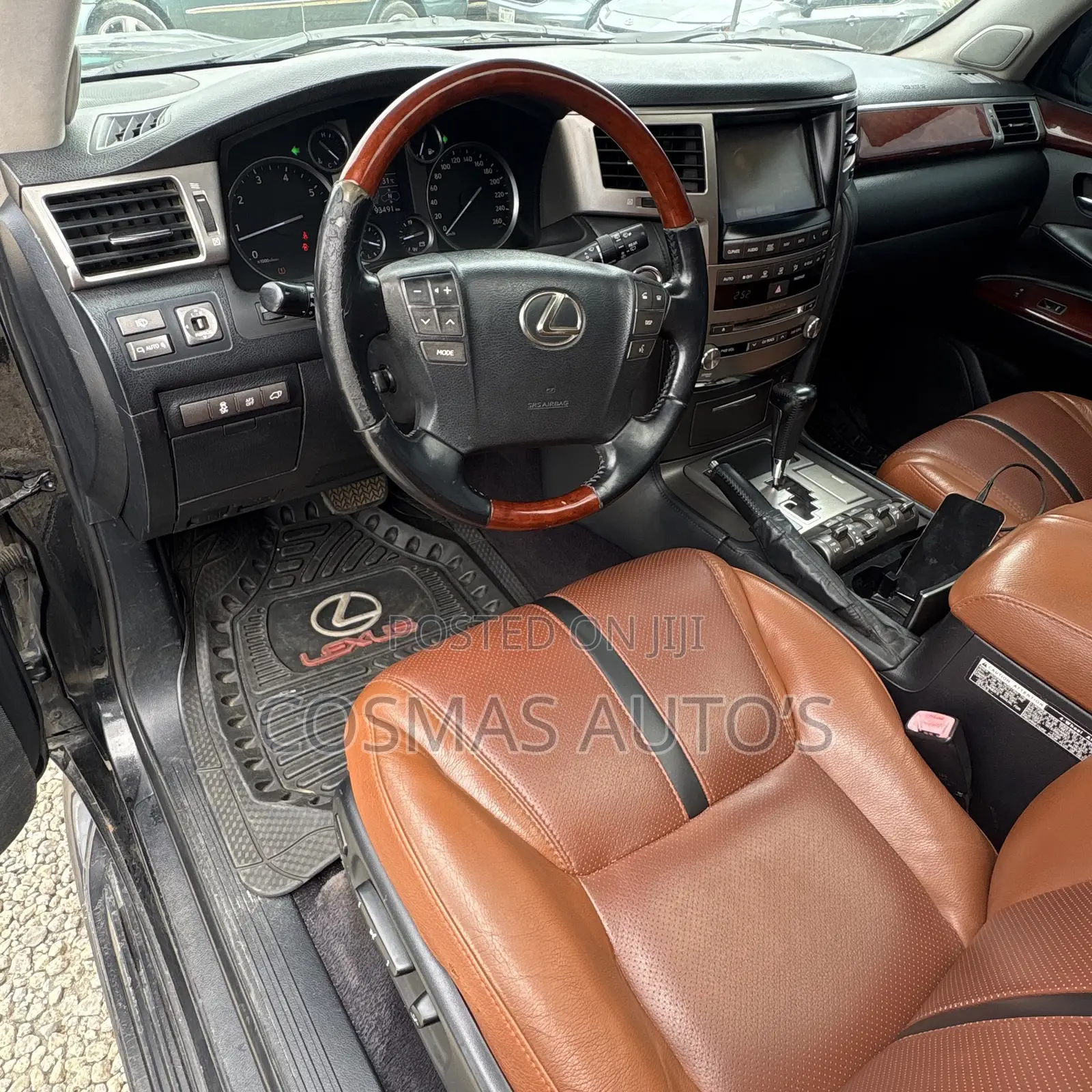 Lexus LX 2022 Black