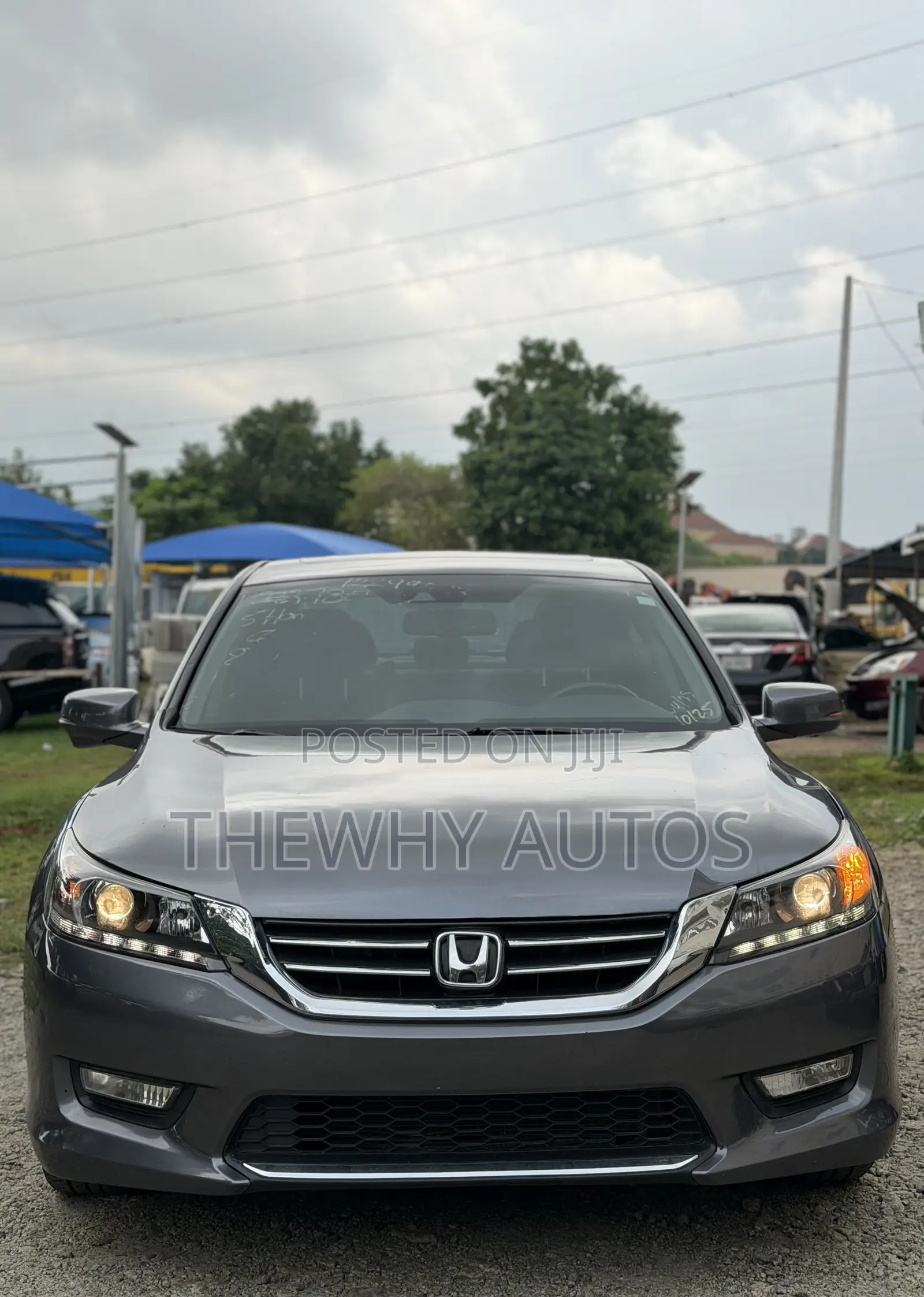 Honda Accord Touring V-6 4dr Sedan (3.5L 6cyl 6A) 2015 Gray