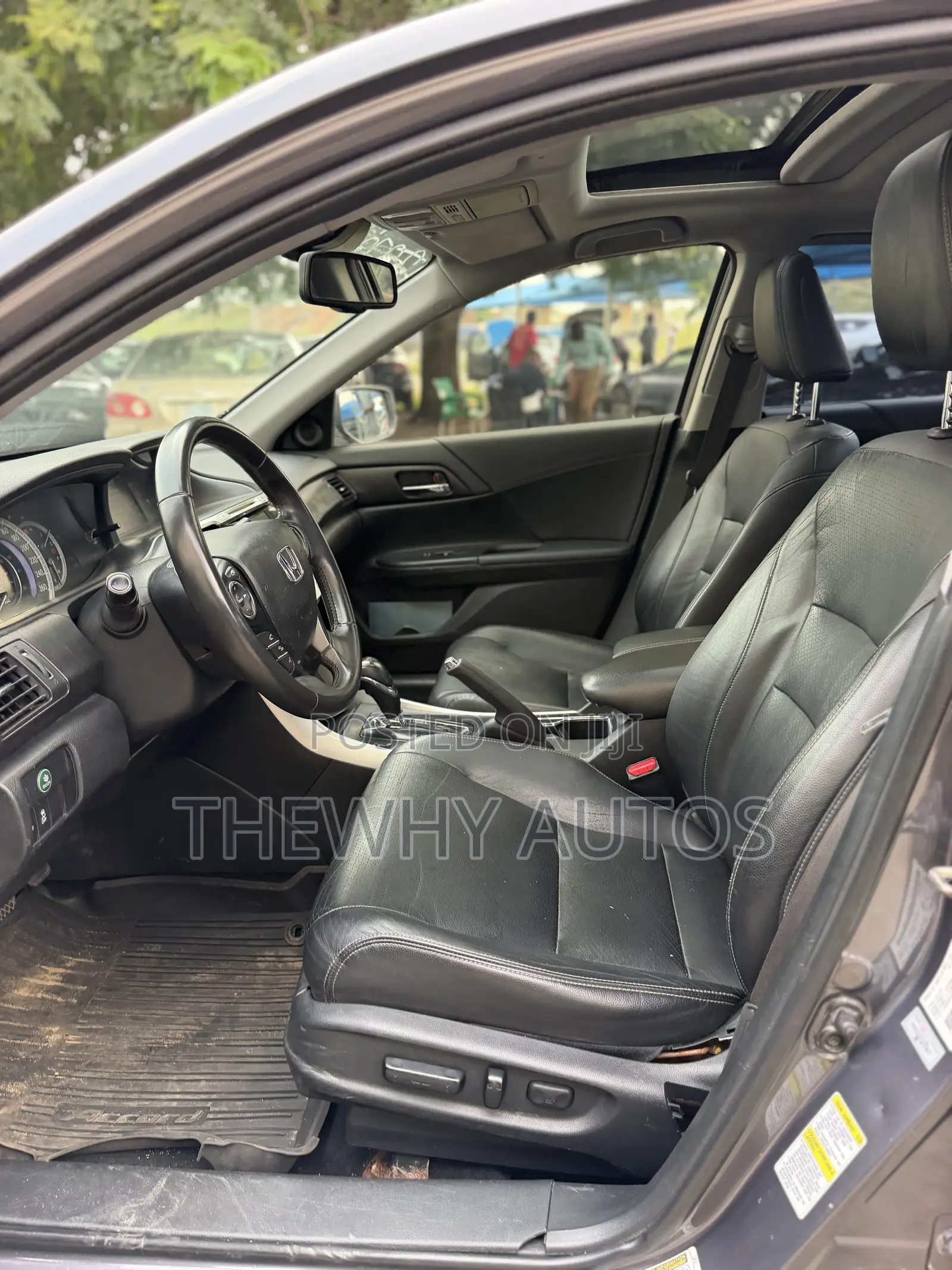 Honda Accord Touring V-6 4dr Sedan (3.5L 6cyl 6A) 2015 Gray
