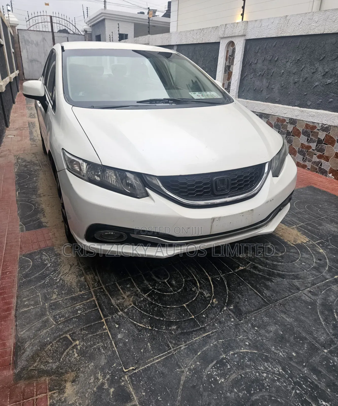 Honda Civic 2013 White