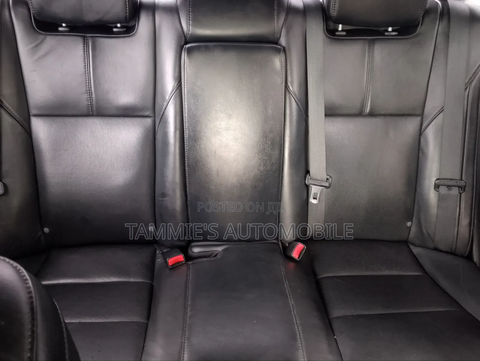 Toyota Avalon Limited 4dr Sedan (3.5L 6cyl 6A) 2015 Black