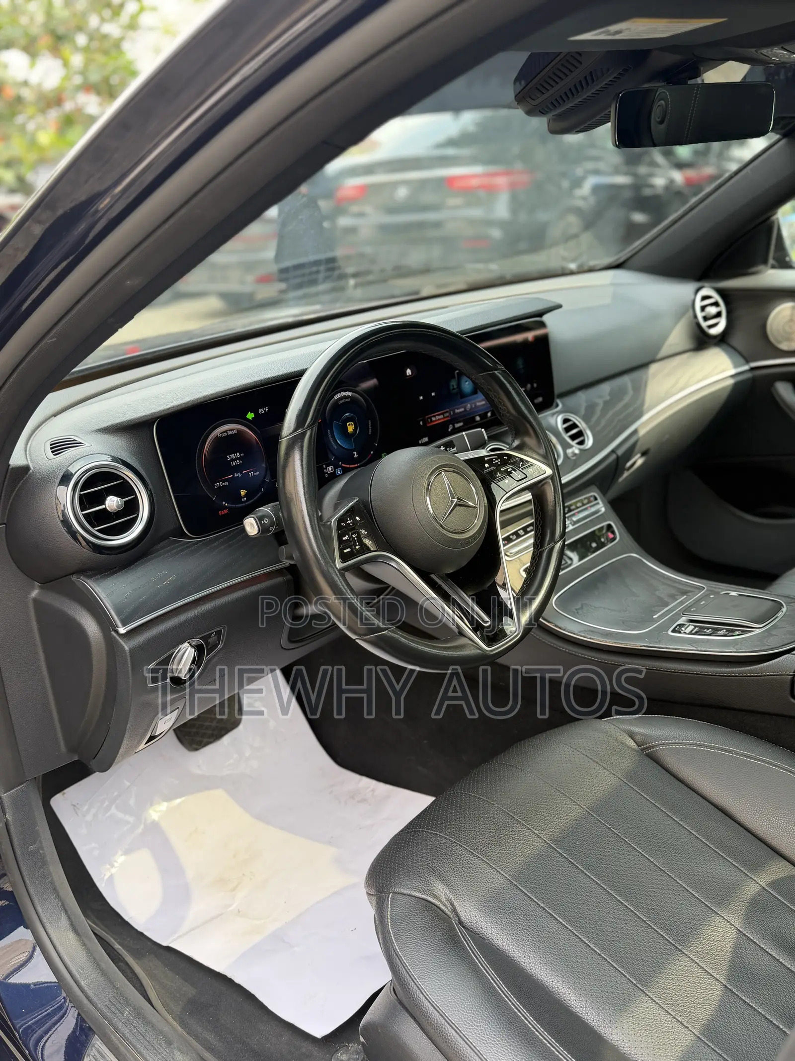 Mercedes-Benz E350 2021 Blue