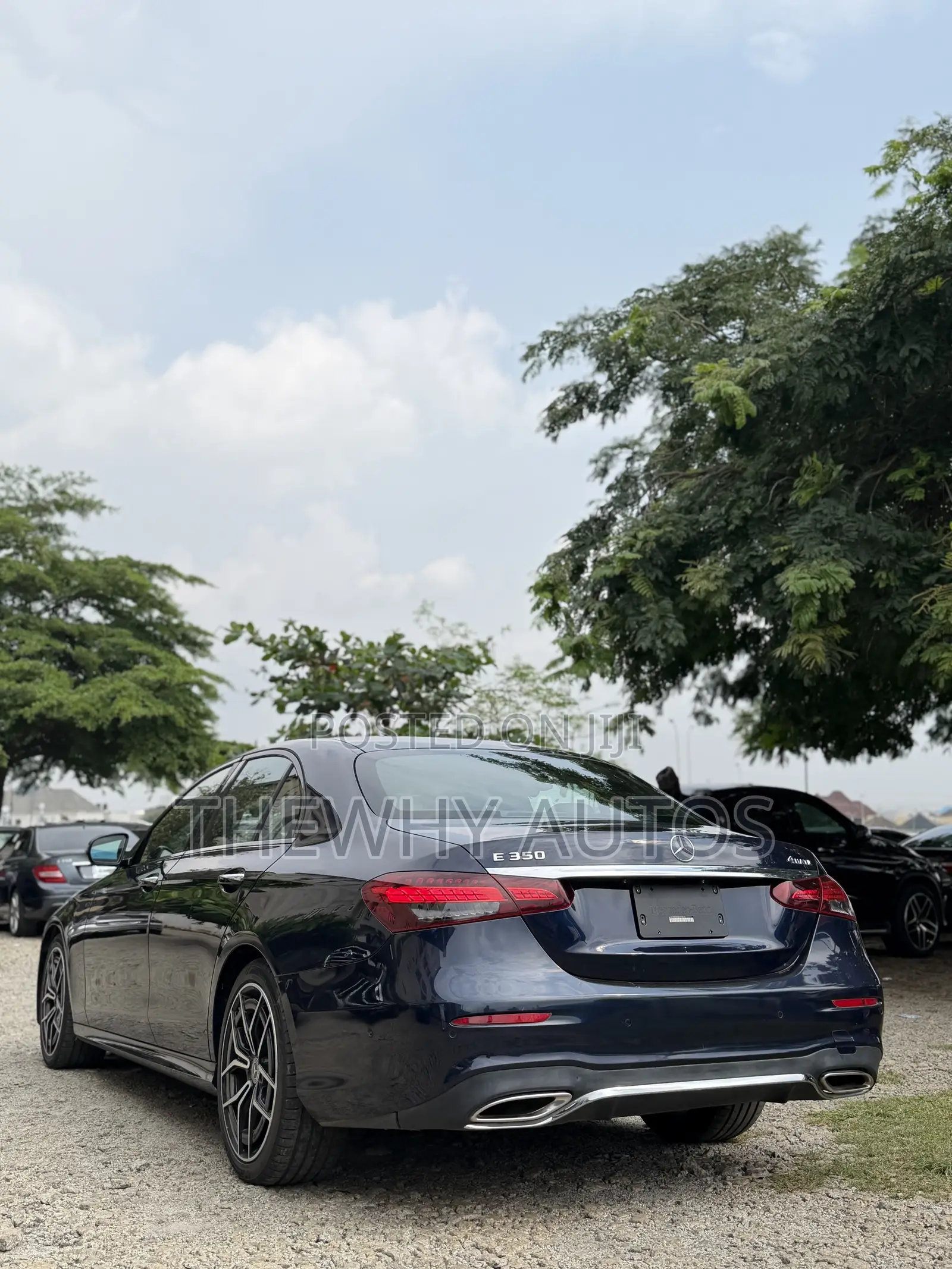Mercedes-Benz E350 2021 Blue