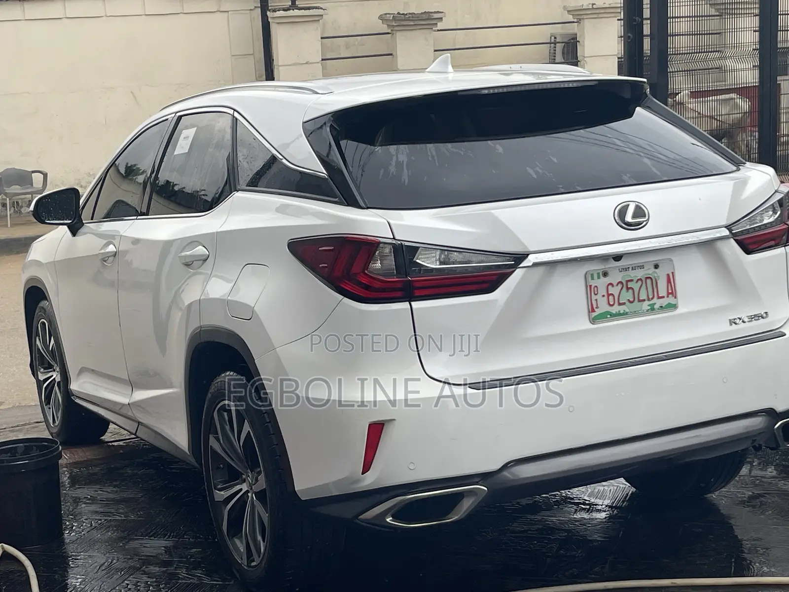 Lexus RX 350 AWD 2017 White