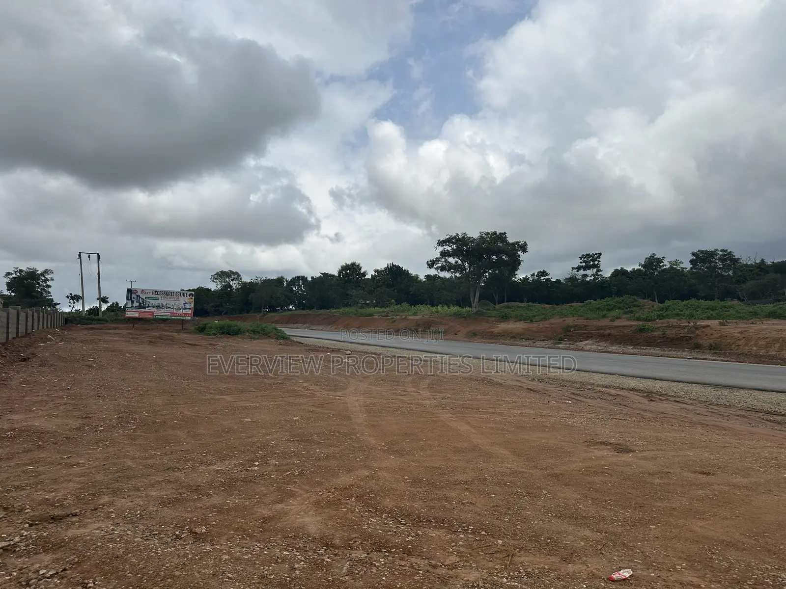 Access Gate Estate Along Apo Karshi Road