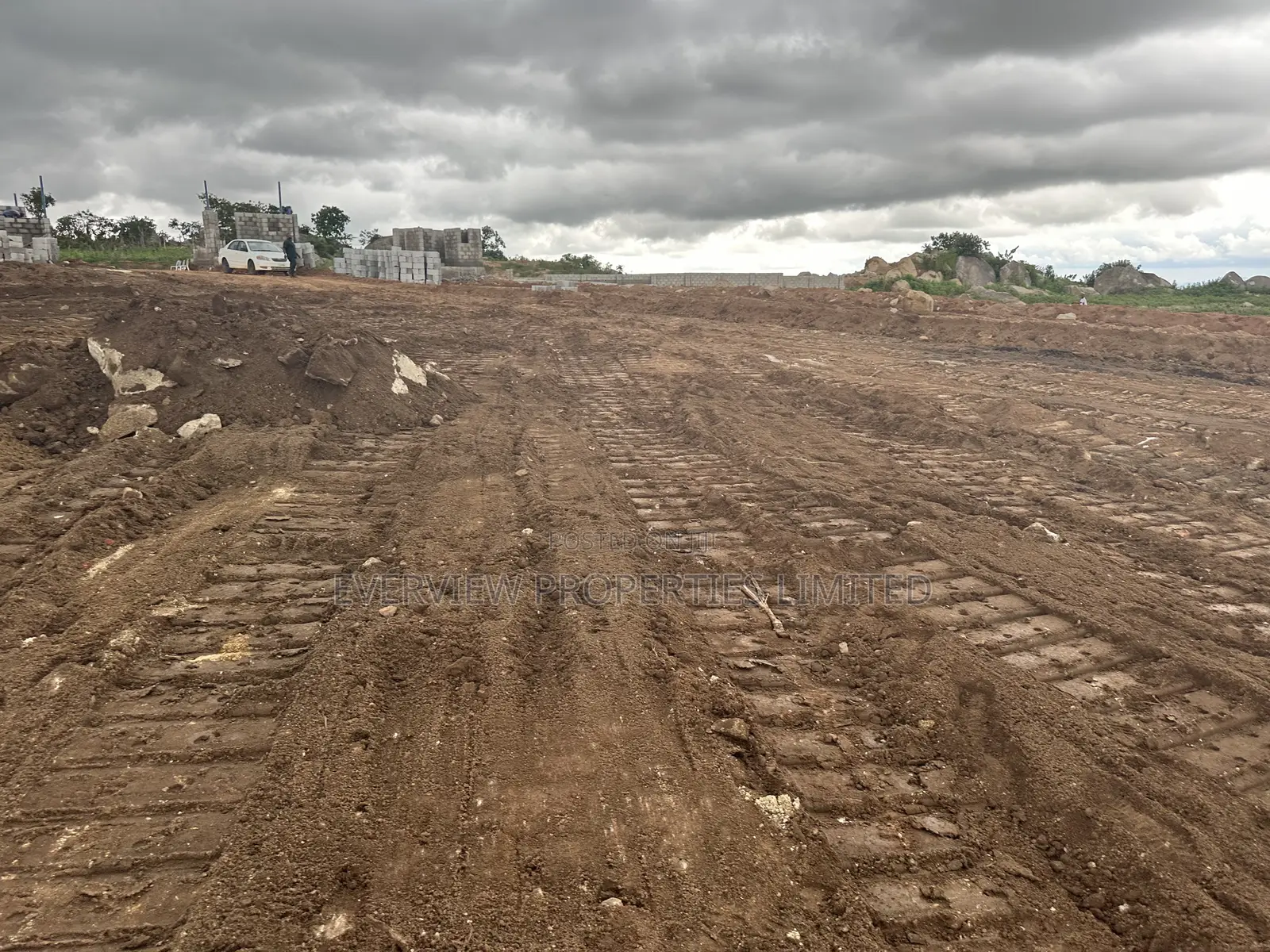 Access Gate Estate Along Apo Karshi Road