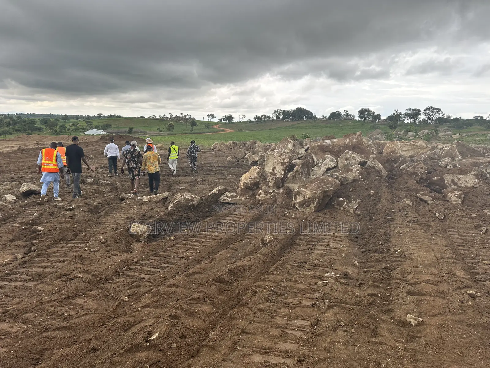 Access Gate Estate Along Apo Karshi Road