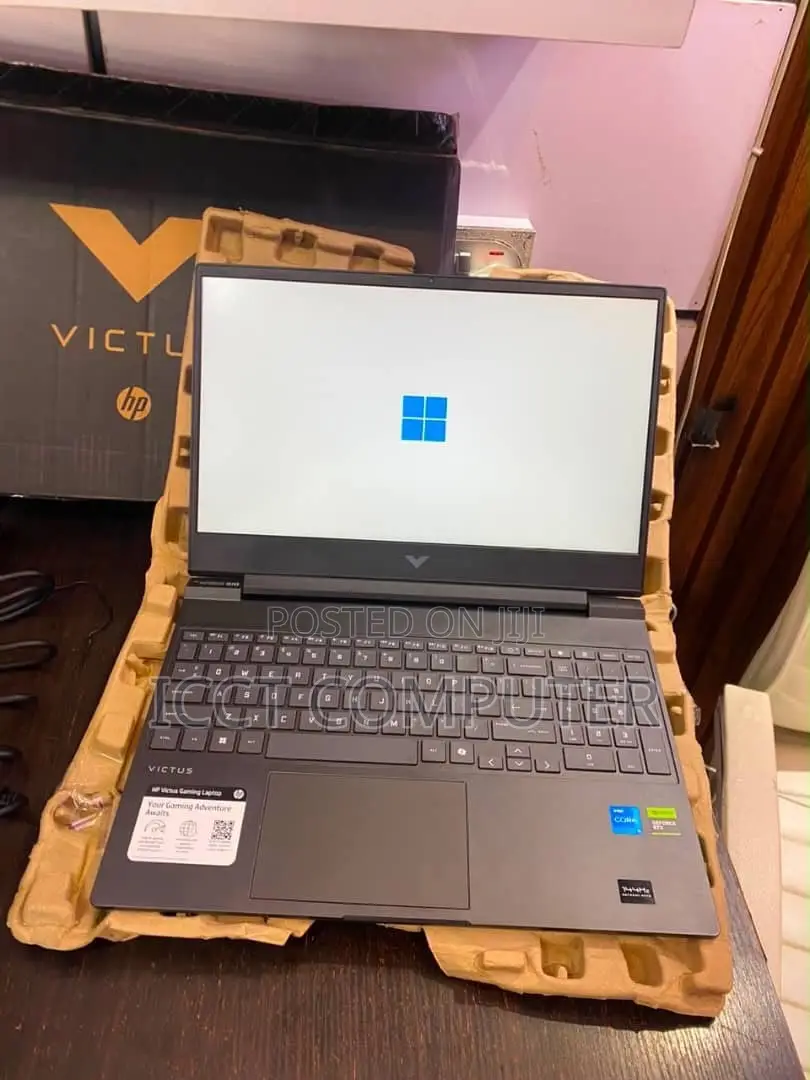 New Laptop HP Victus 15 8GB Intel Core i5 SSD 512GB