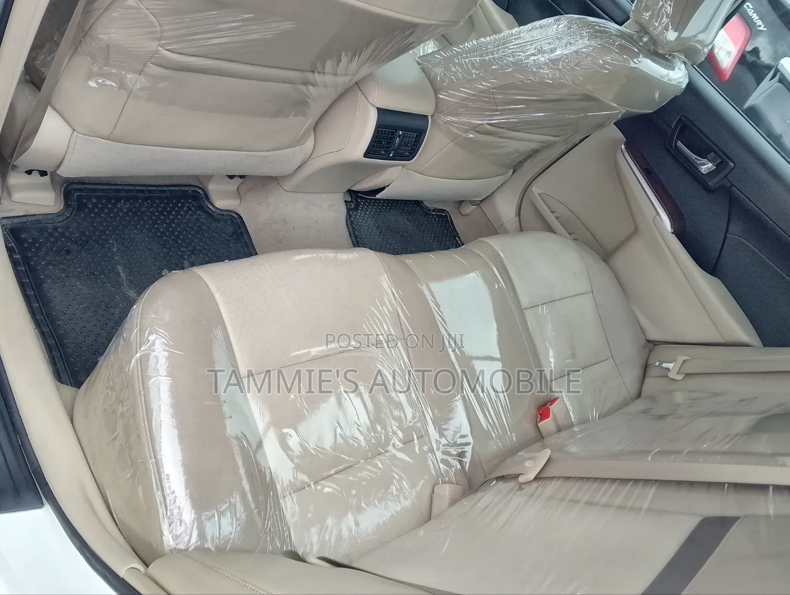 Toyota Camry XLE V6 4dr Sedan (3.5L 6cyl 6A) 2013 White