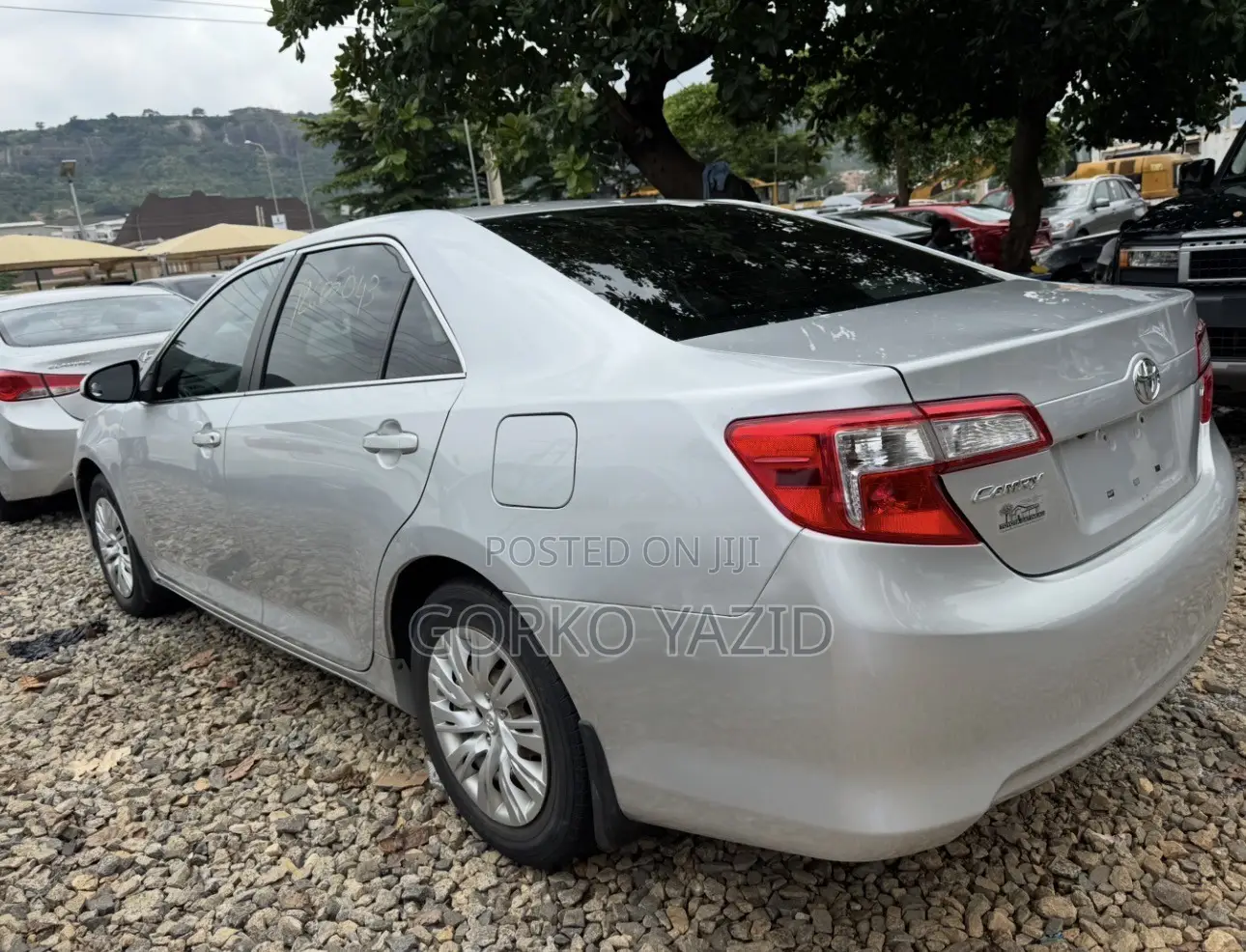Toyota Camry LE 4dr Sedan (2.5L 4cyl 6A) 2014 Silver