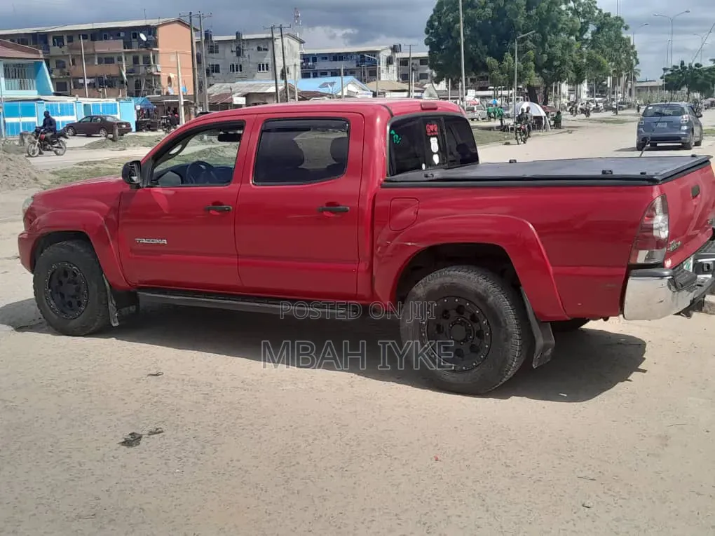Toyota Tacoma 2007 Red