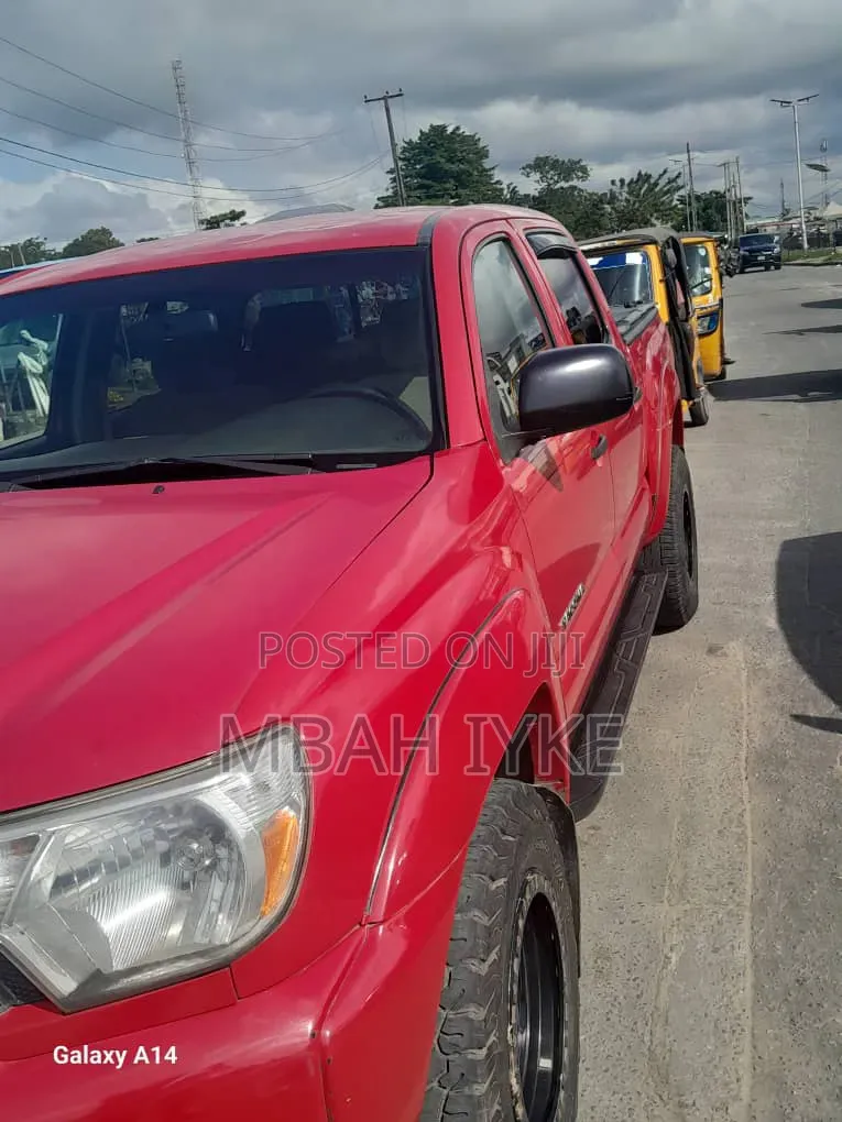 Toyota Tacoma 2007 Red