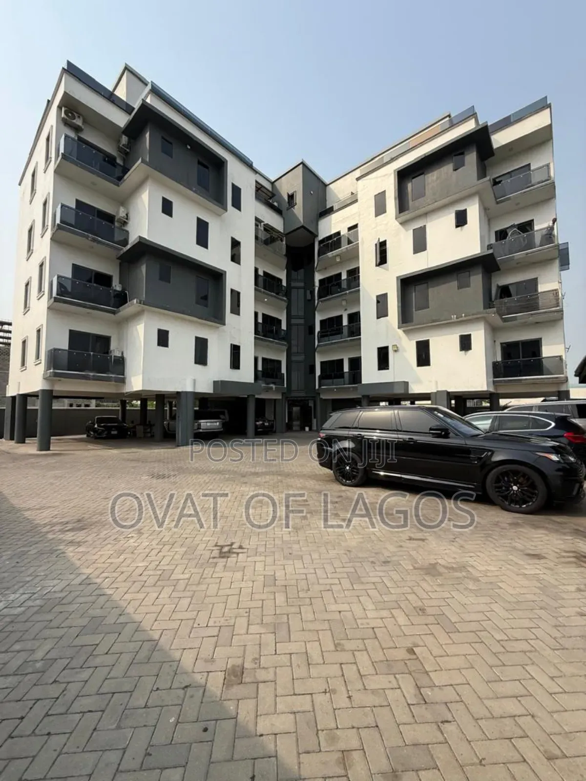 Furnished 3bdrm Duplex in Banana Island for rent