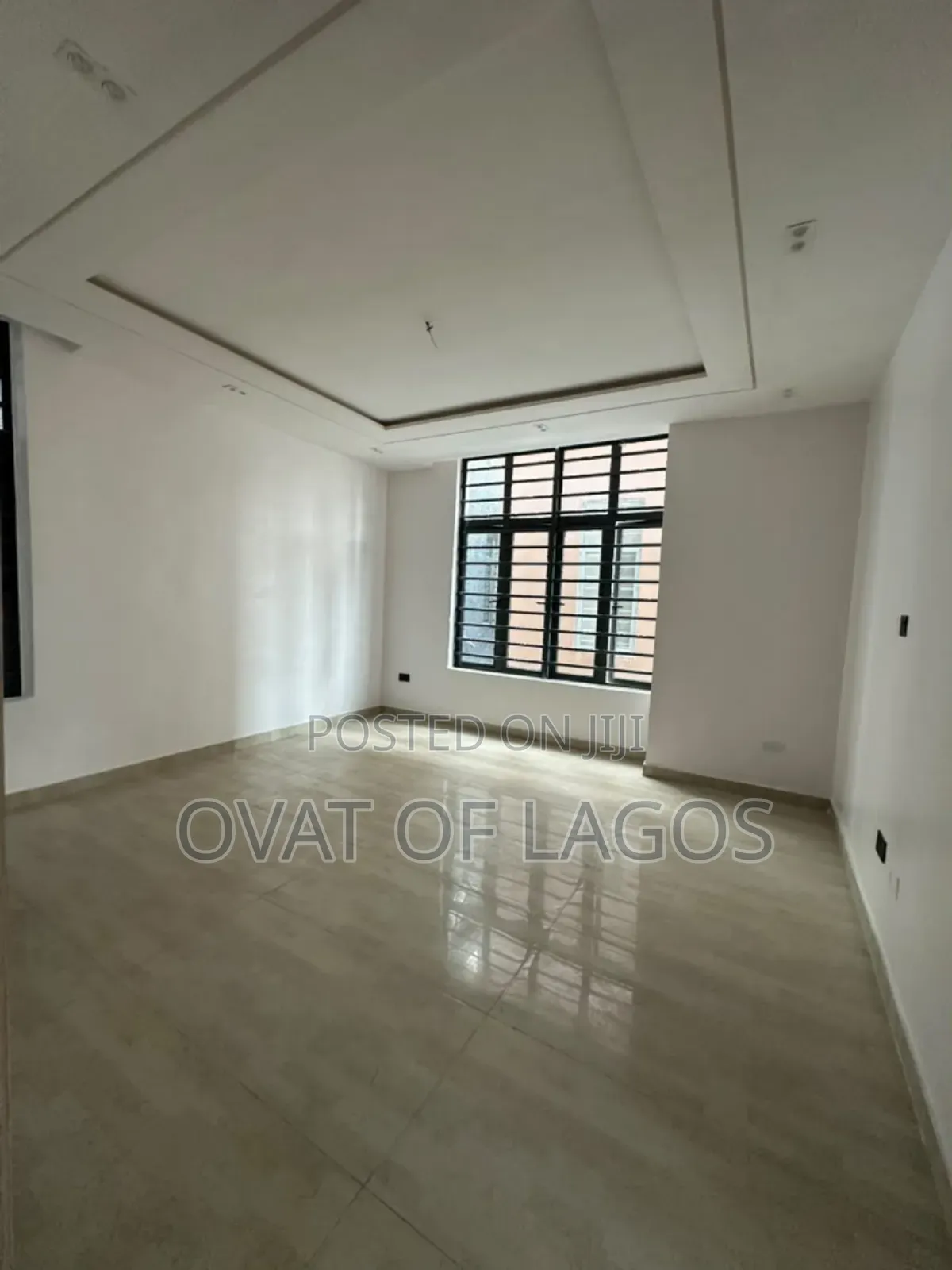 5bdrm Duplex in Lekki Phase 1 for sale