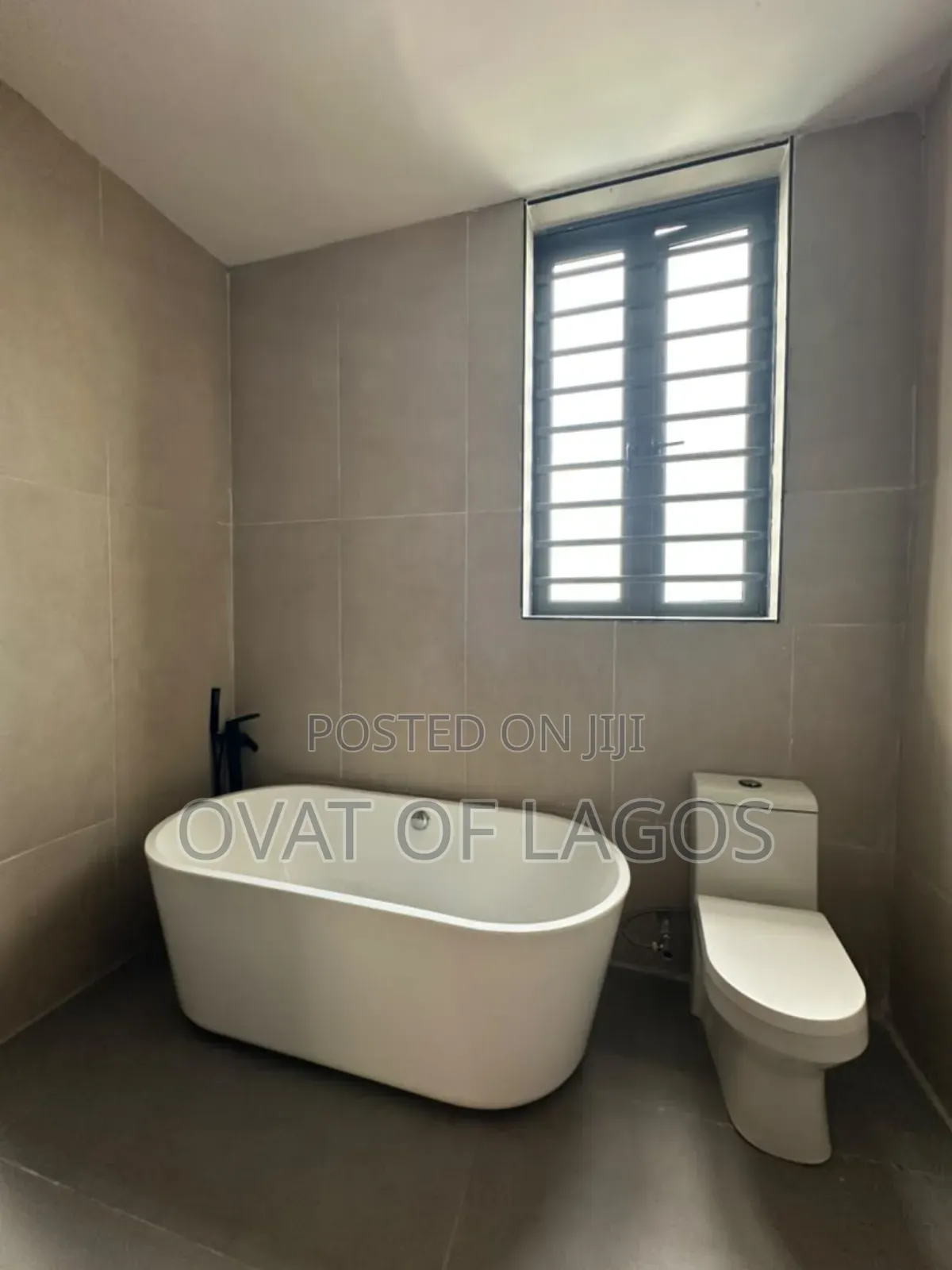 5bdrm Duplex in Lekki Phase 1 for sale