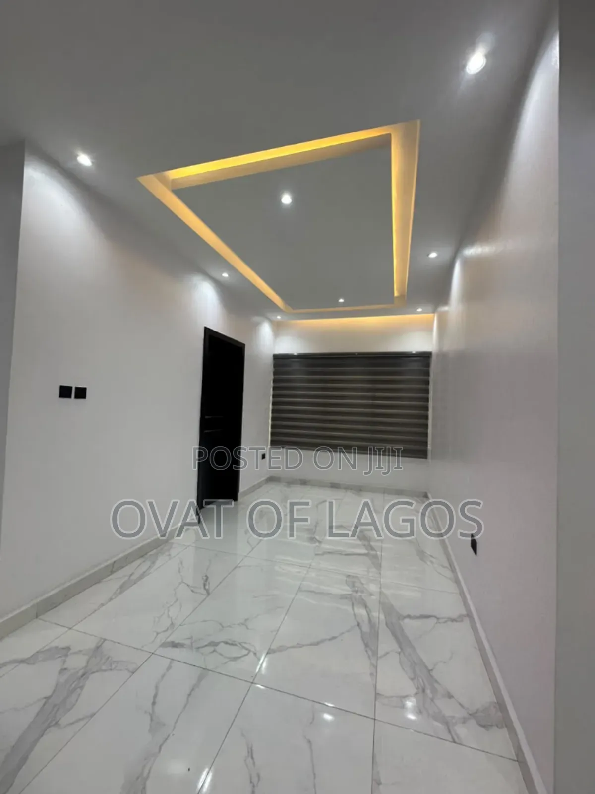 2bdrm Apartment in Lekki Phase 1 for sale