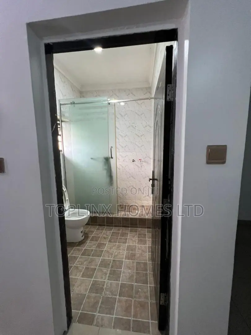 3bdrm Block of Flats in Grandmates, Ago Palace for sale