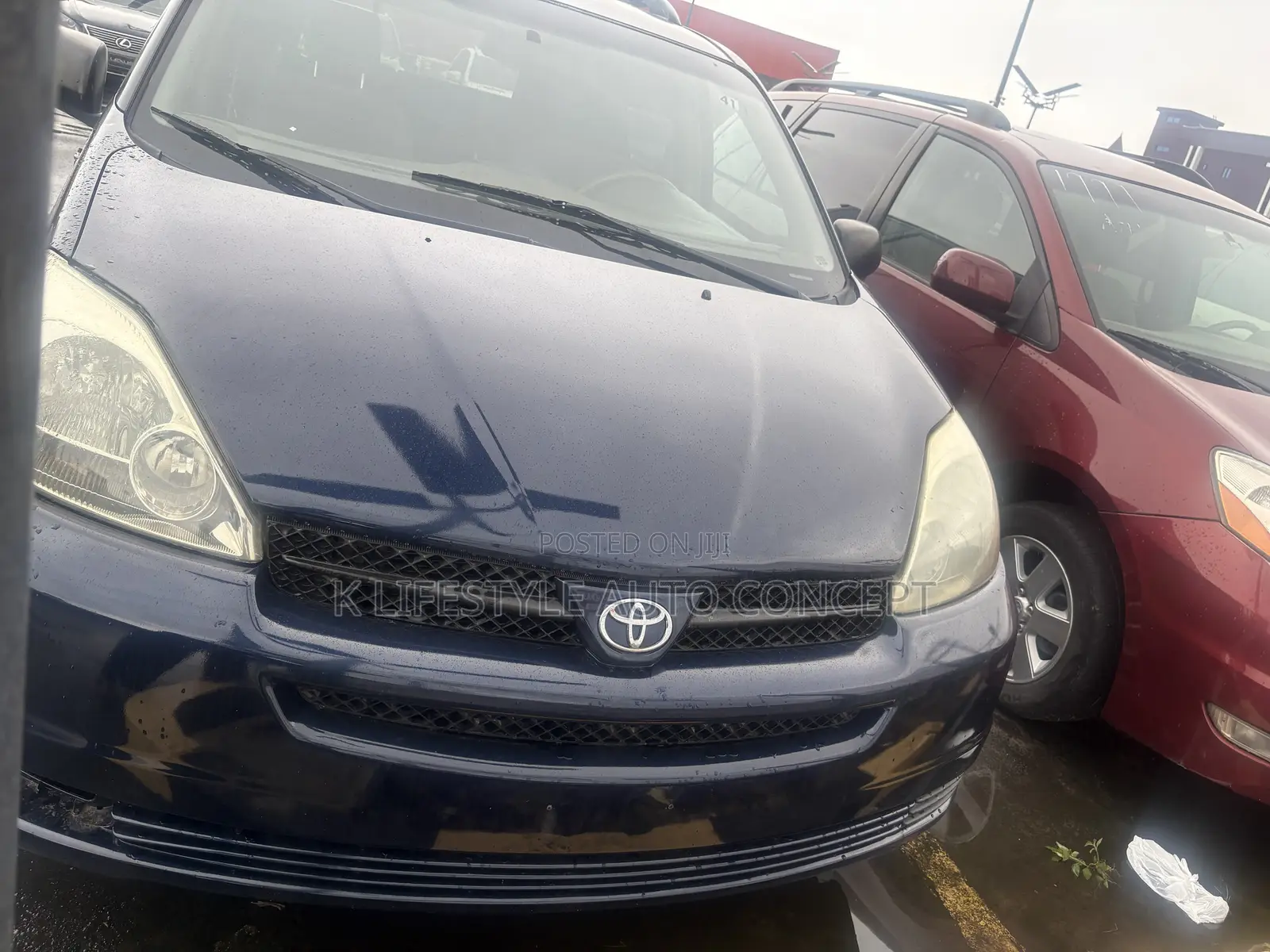 Toyota Sienna 2024 Blue