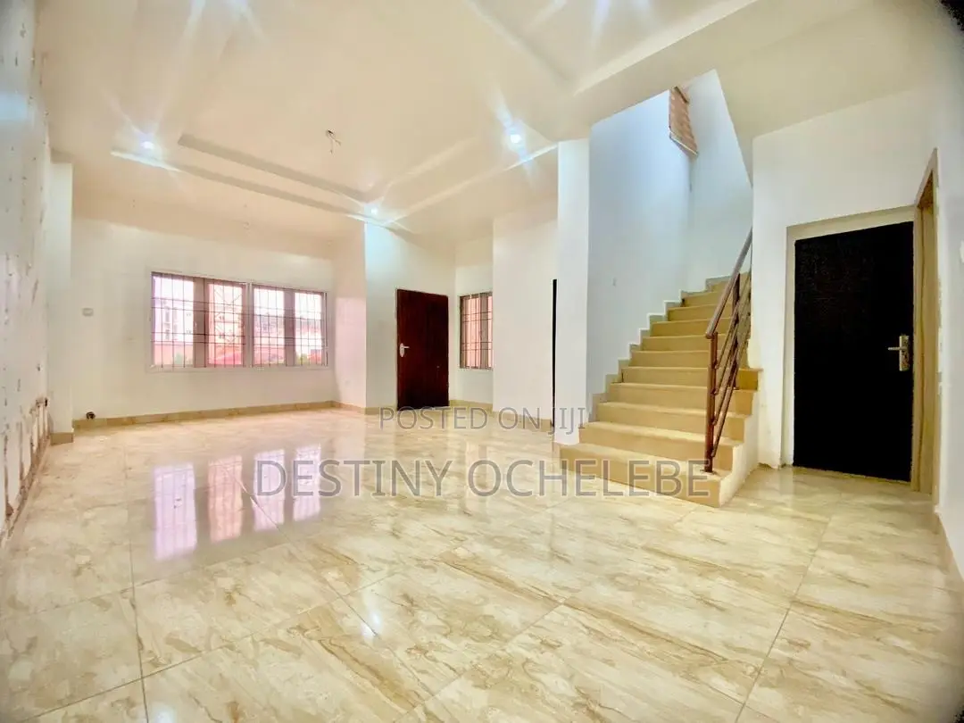 4bdrm Duplex in Guzape for sale