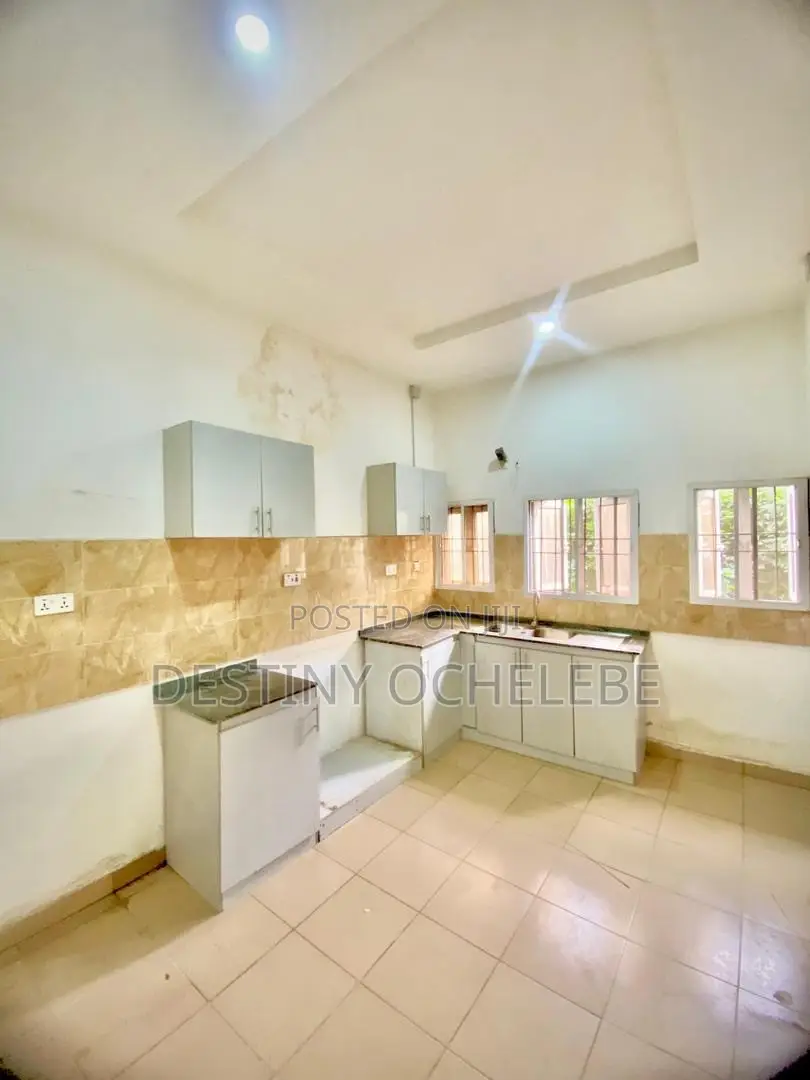 4bdrm Duplex in Guzape for sale