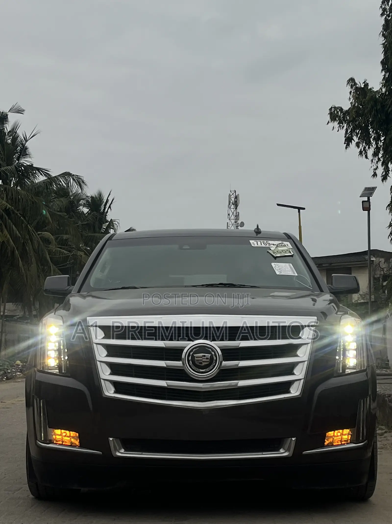 Cadillac Escalade ESV 2015 Gray
