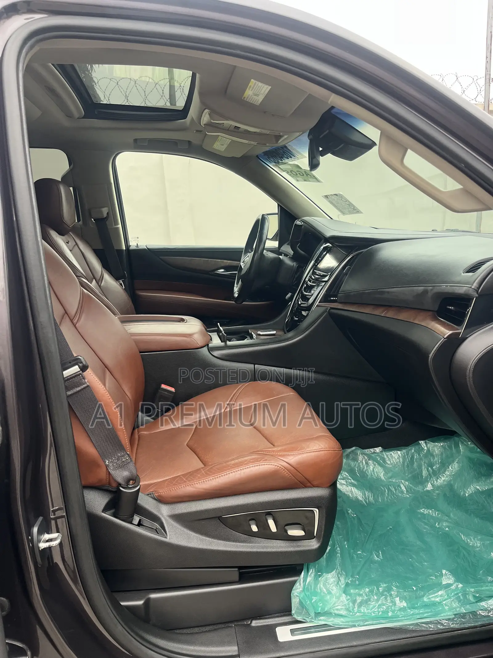 Cadillac Escalade ESV 2015 Gray