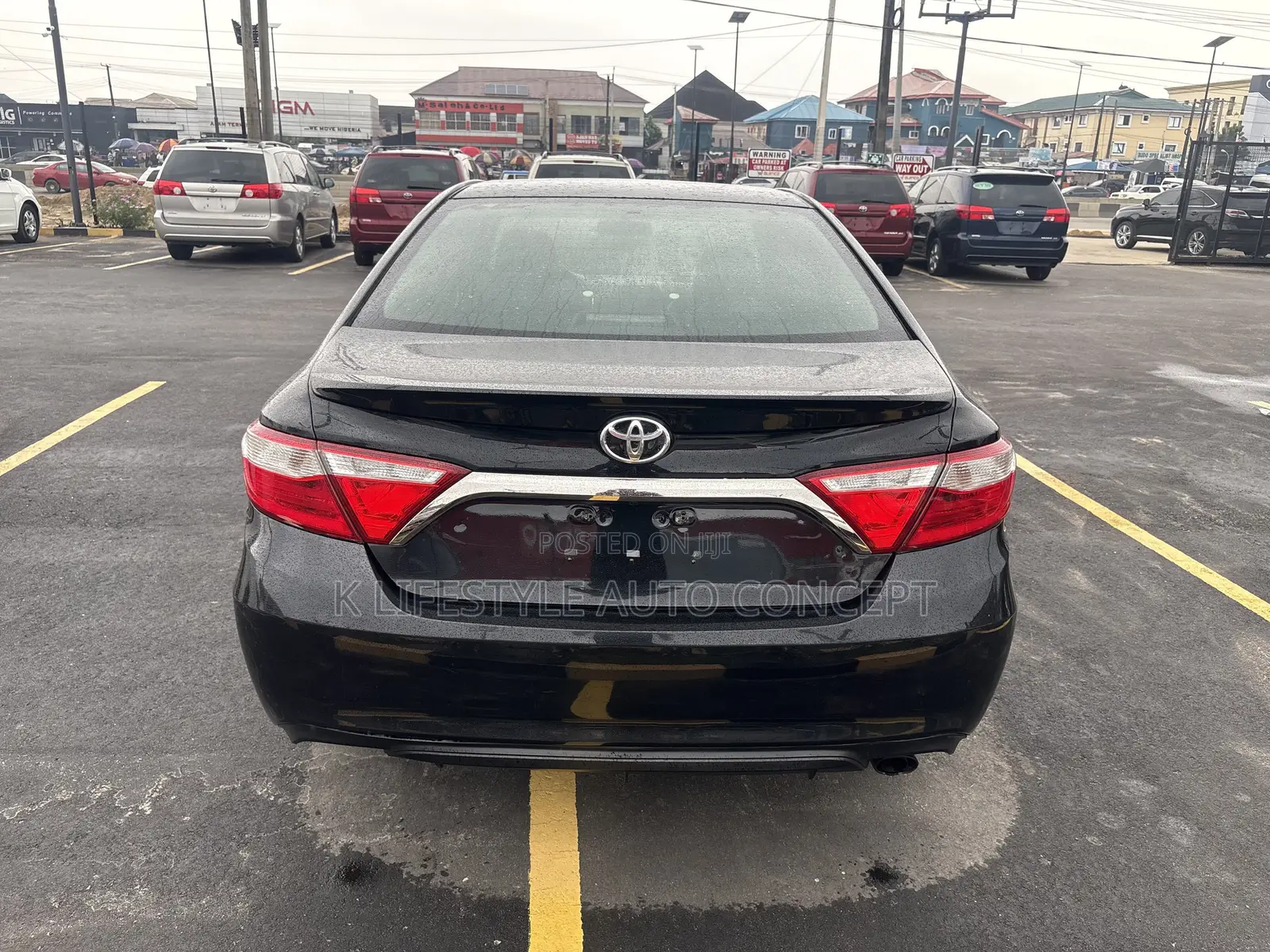 Toyota Camry 2017 Black