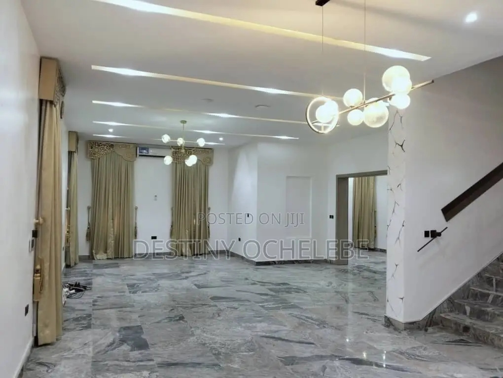 3bdrm Duplex in Aco Estate Life Camp for rent