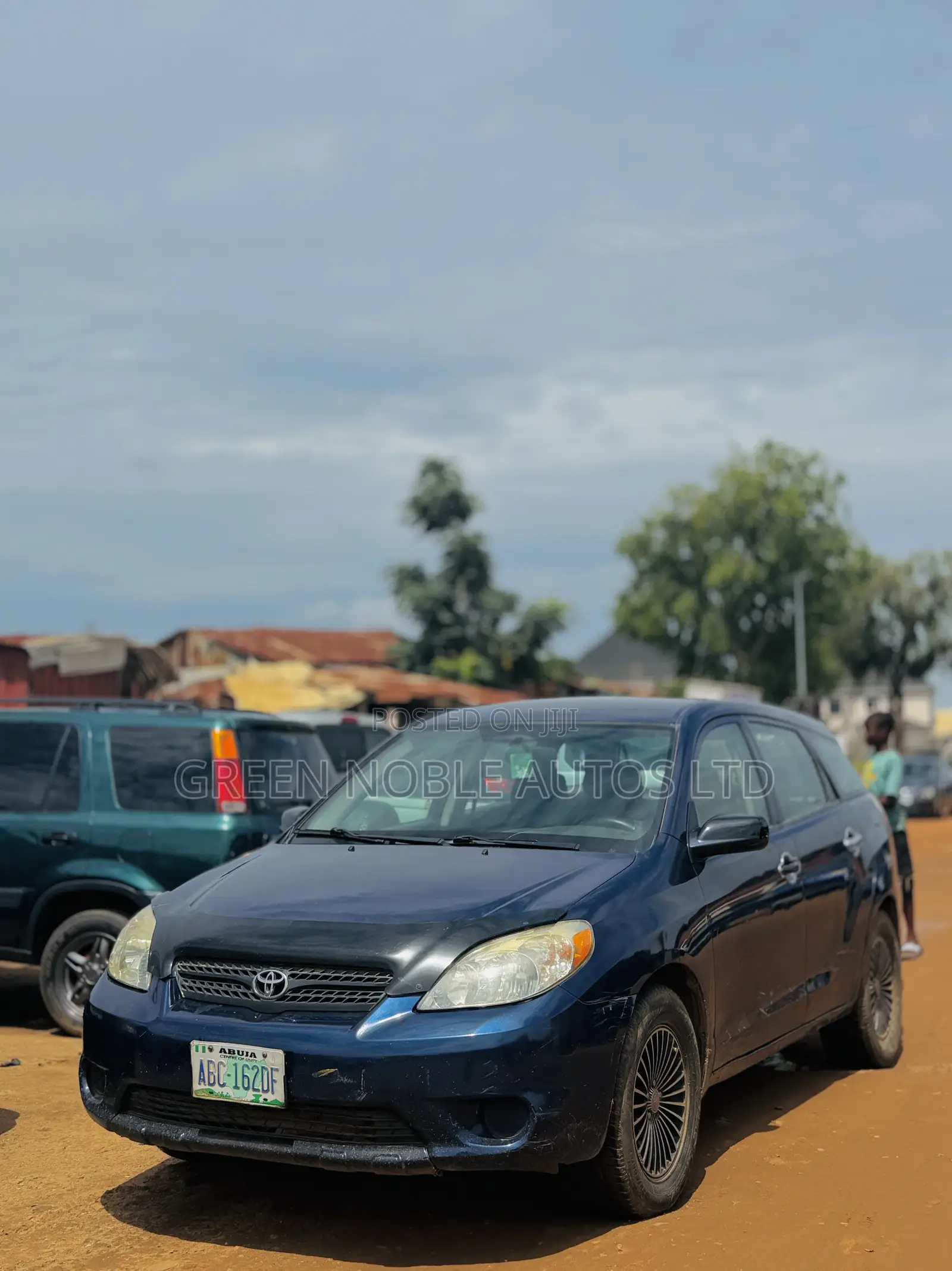 Toyota Matrix XR Hatchback FWD (1.8L 4cyl 4A) 2005 Blue