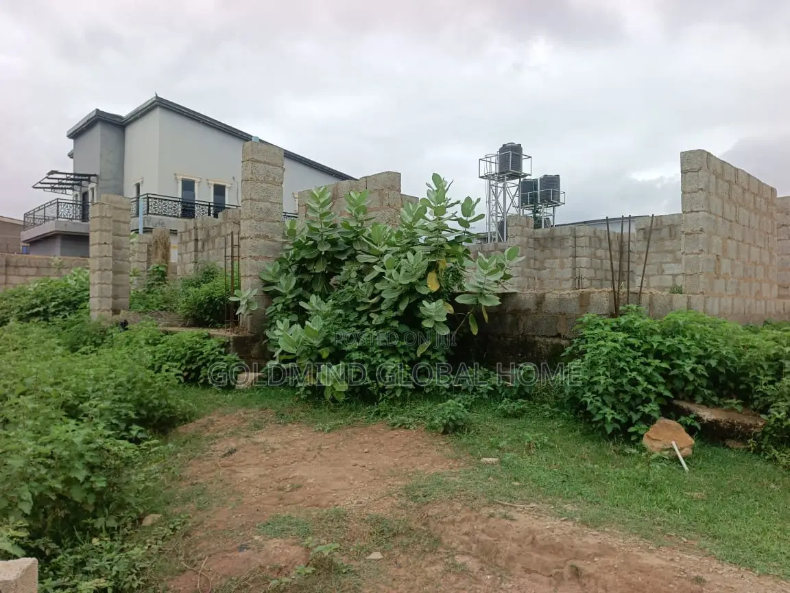 4bdrm Duplex in Lokogoma for sale