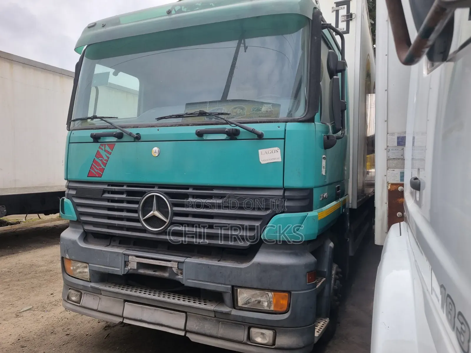 Mercedes Benz Actros Space Cargo Truck [Truck of the Year 2000]