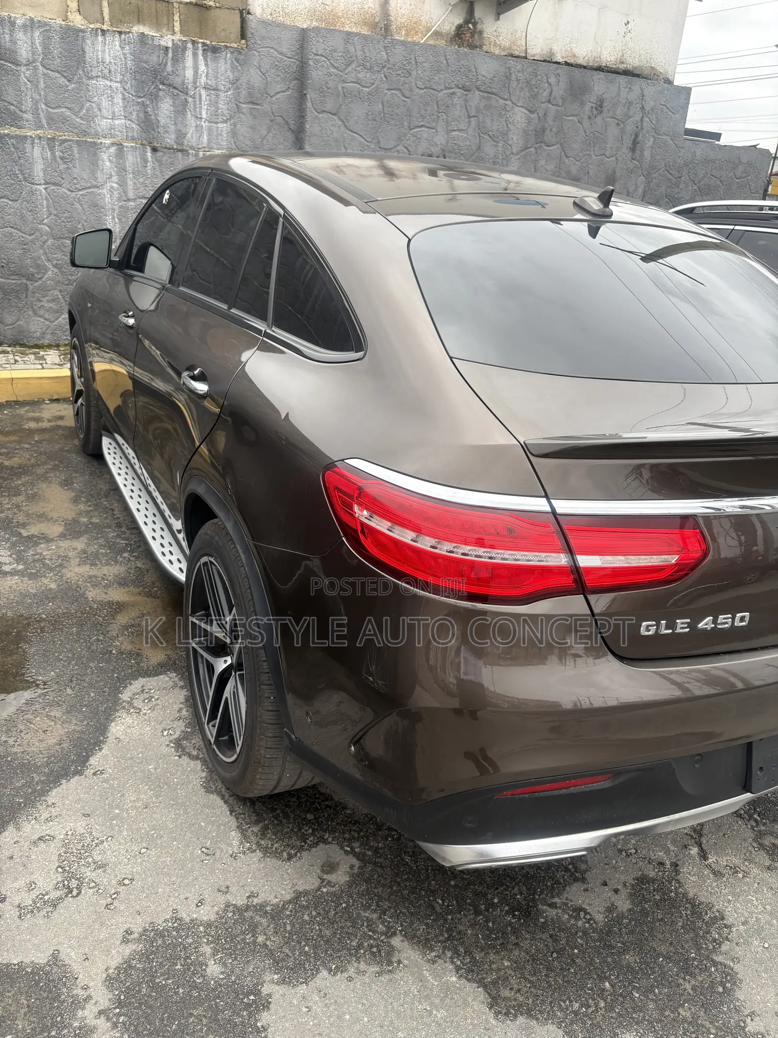 Mercedes-Benz GLE-Class 2018 Brown