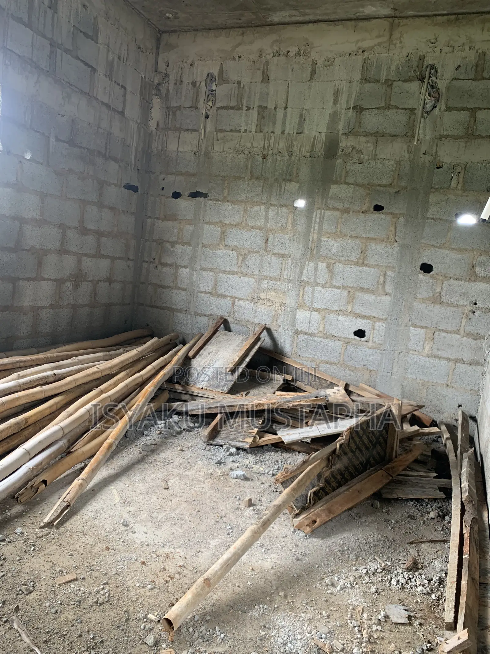 4bdrm Duplex in Dakibiyu for sale