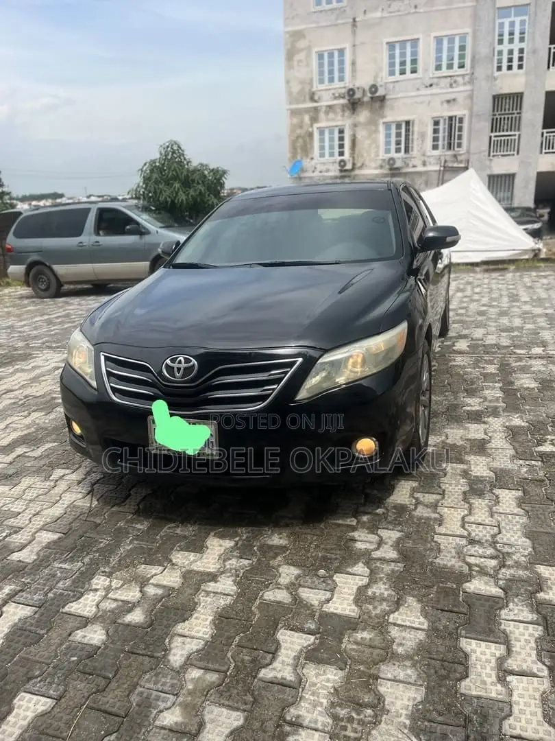 Toyota Camry 2010 Black