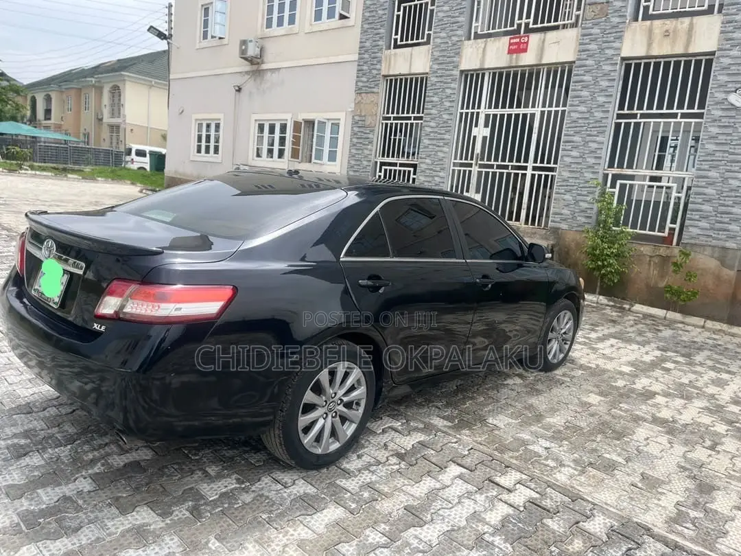 Toyota Camry 2010 Black