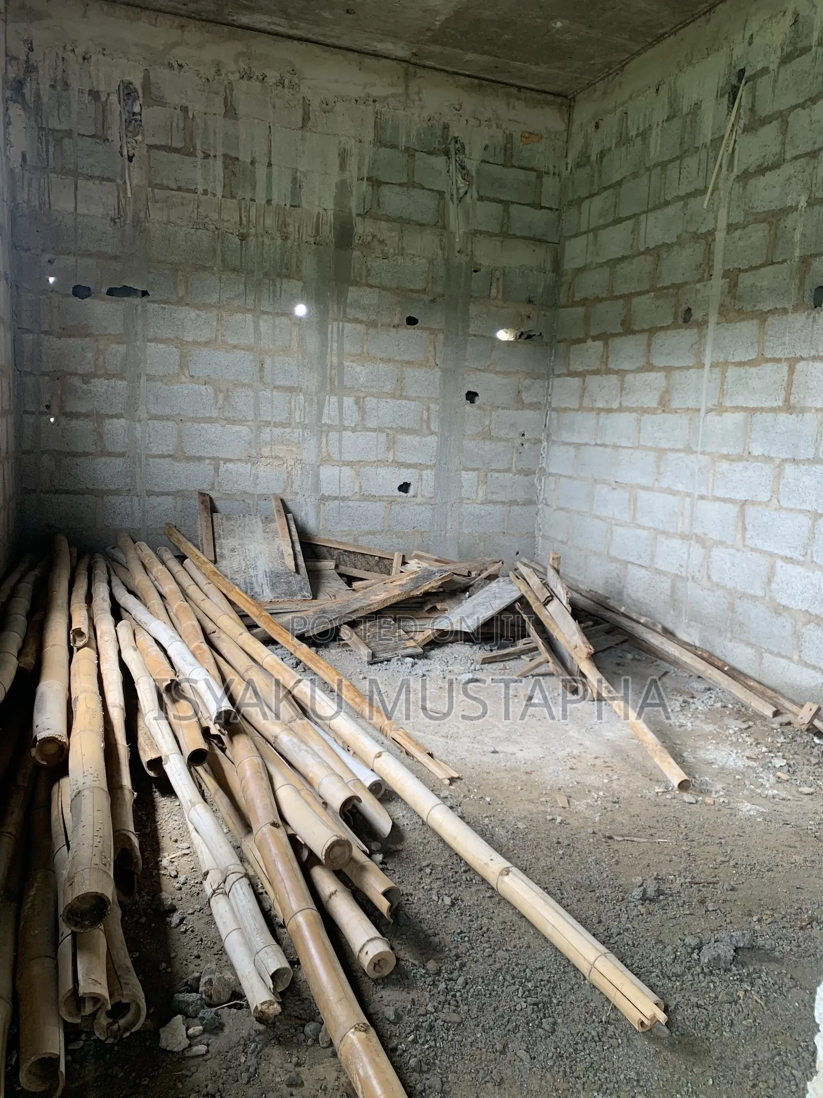 4bdrm Duplex in Dakibiyu for sale