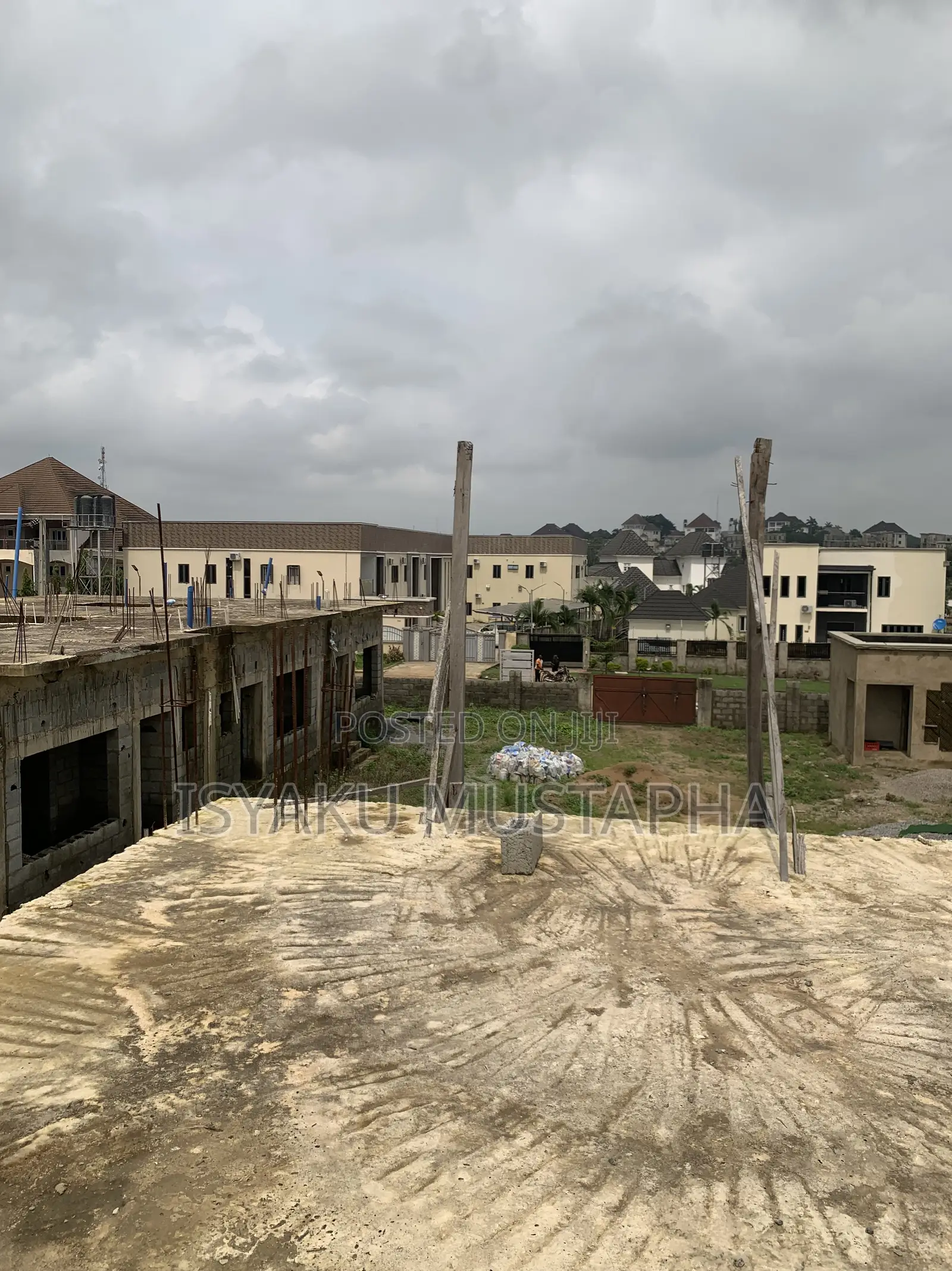 4bdrm Duplex in Dakibiyu for sale