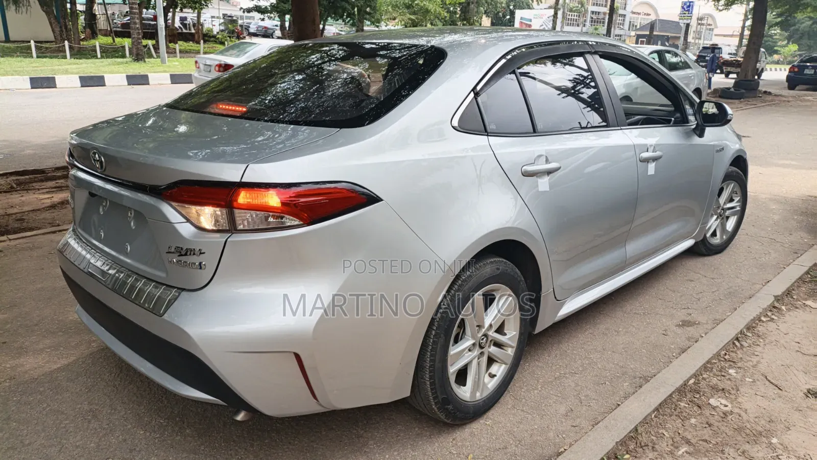 Toyota Corolla 2023 Silver